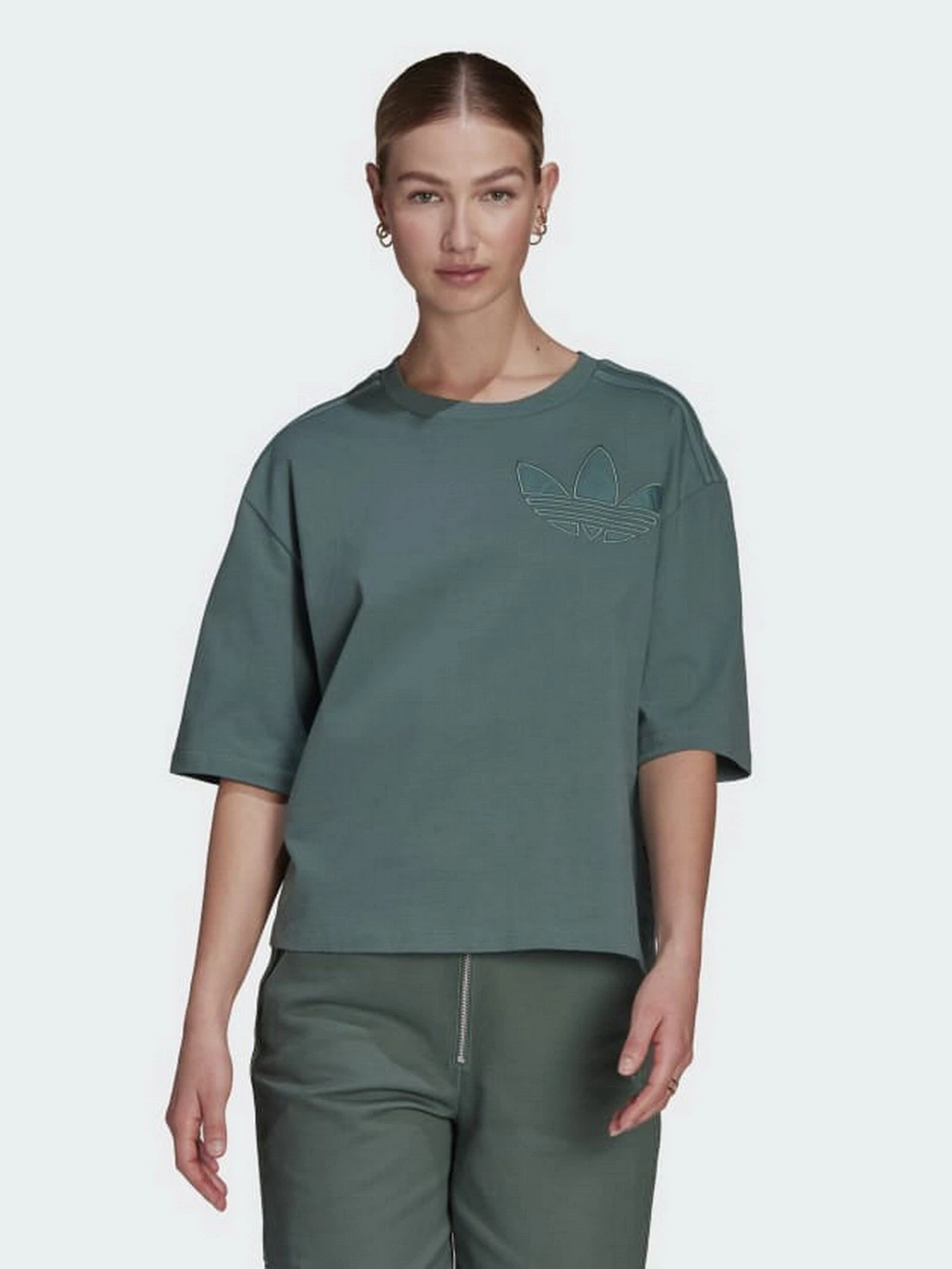Футболки и поло Adidas Trefoil Patch модель HE4746 Футболки и поло Adidas Trefoil Patch модель HE4746 Фото