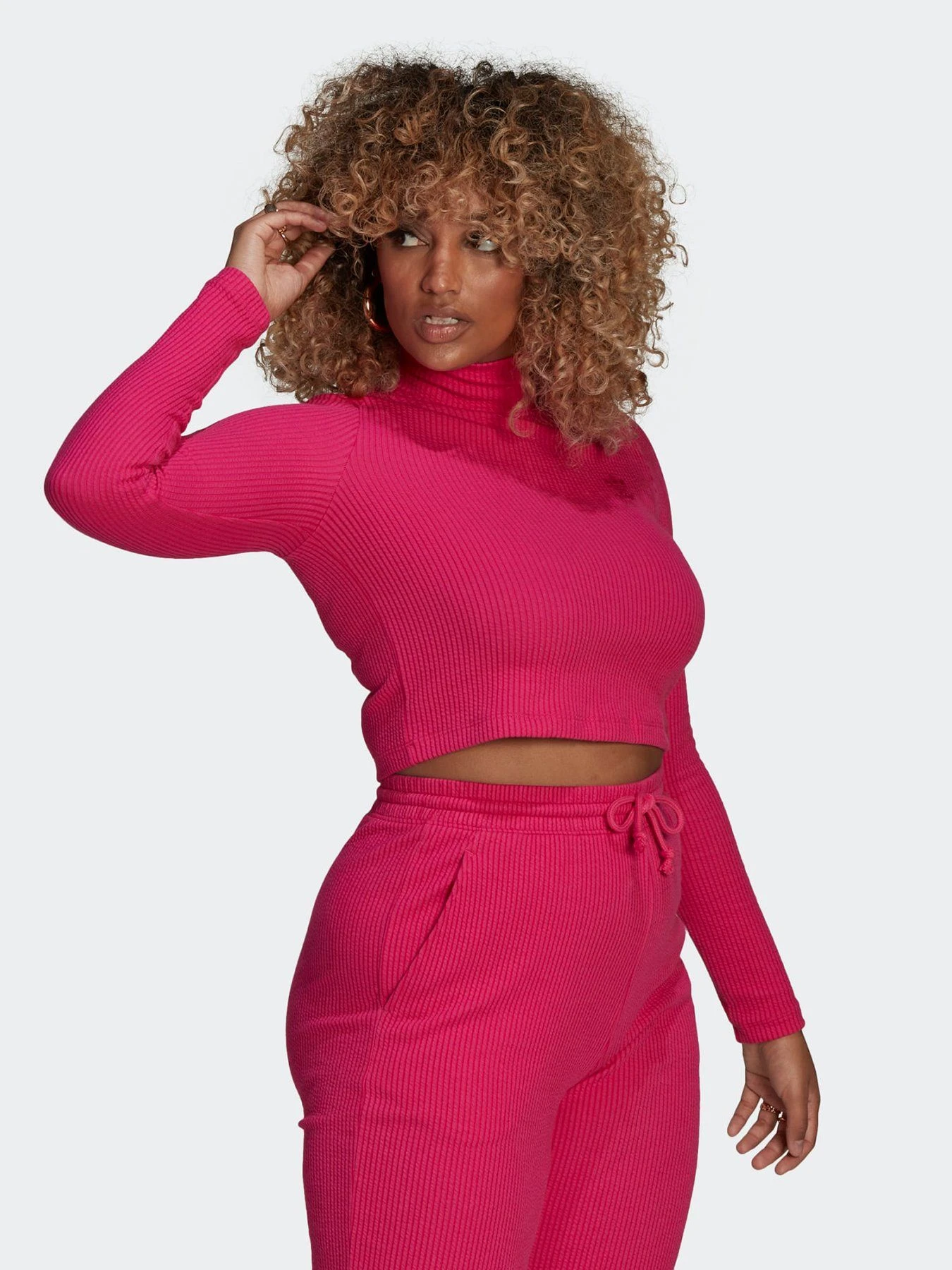 Худи и свитшоты Adidas Cropped Rib модель HE6906 Худи и свитшоты Adidas Cropped Rib модель HE6906 Фото