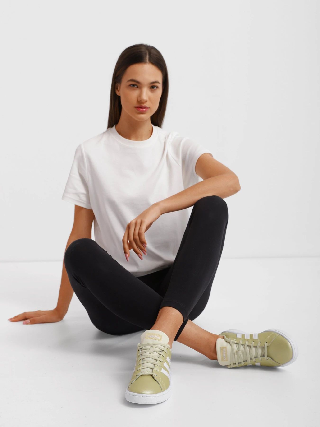 Кеди Adidas Grand Court модель GY6013 Кеди Adidas Grand Court модель GY6013 Фото
