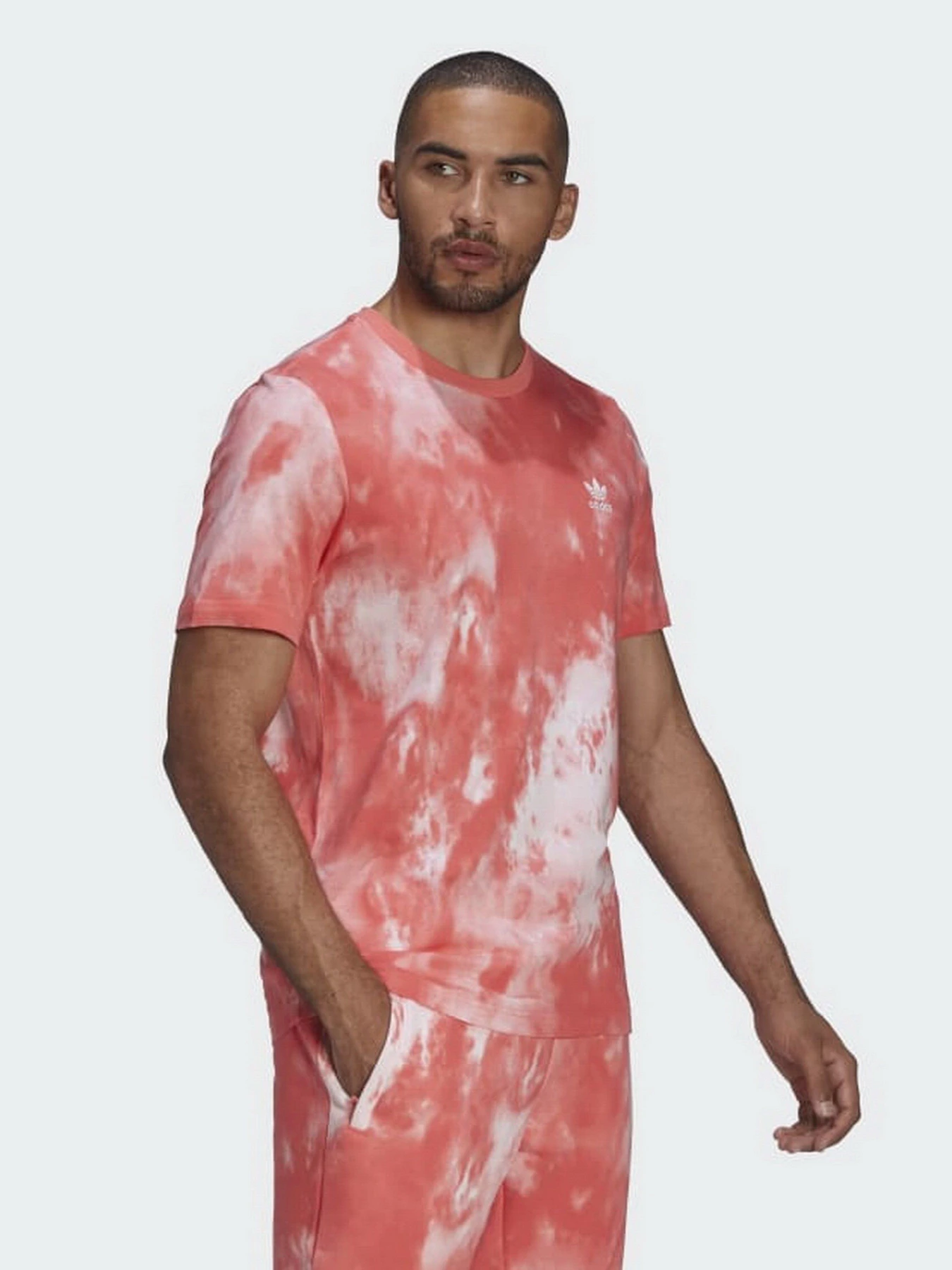 Футболки і поло Adidas Adicolor Essentials Trefoil модель HE9447 Футболки і поло Adidas Adicolor Essentials Trefoil модель HE9447 Фото