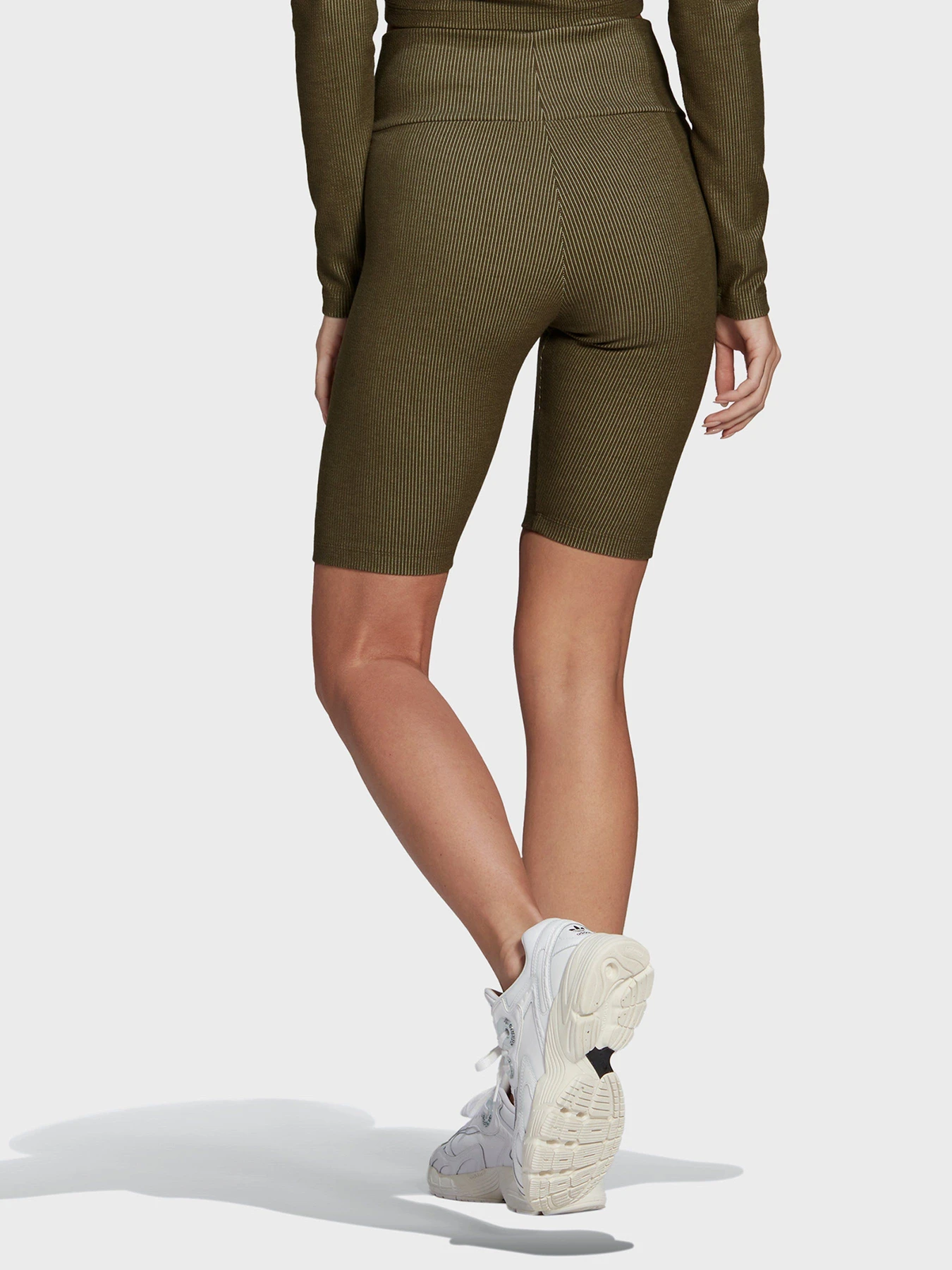 Шорты Adidas 2 Colored Rib Originals модель HF2105 Шорты Adidas 2 Colored Rib Originals модель HF2105 Фото