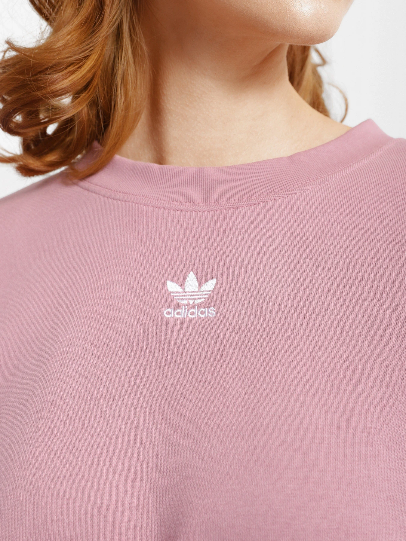 Худи и свитшоты Adidas Adicolor Essentials модель HF7480 Худи и свитшоты Adidas Adicolor Essentials модель HF7480 Фото