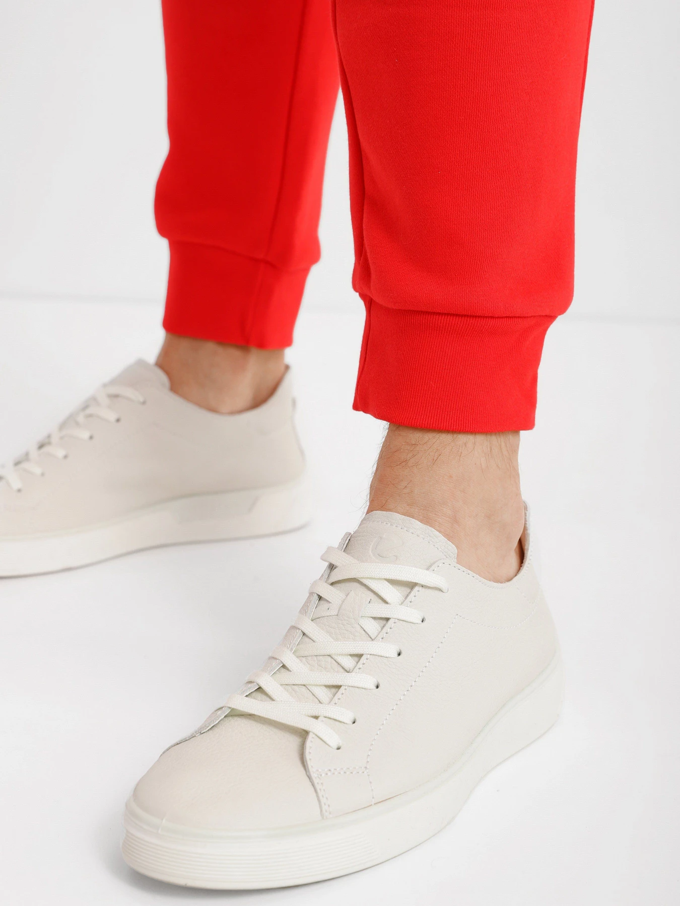 Брюки Adidas Adicolor Essentials Trefoil модель HG3904 Фото