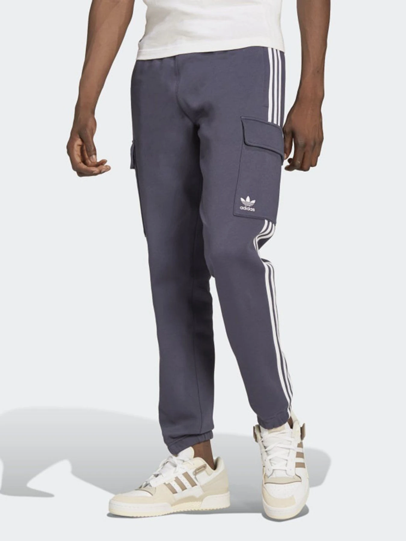 Брюки Adidas Adicolor Classics 3-Stripes Originals модель HG4828 Брюки Adidas Adicolor Classics 3-Stripes Originals модель HG4828 Фото