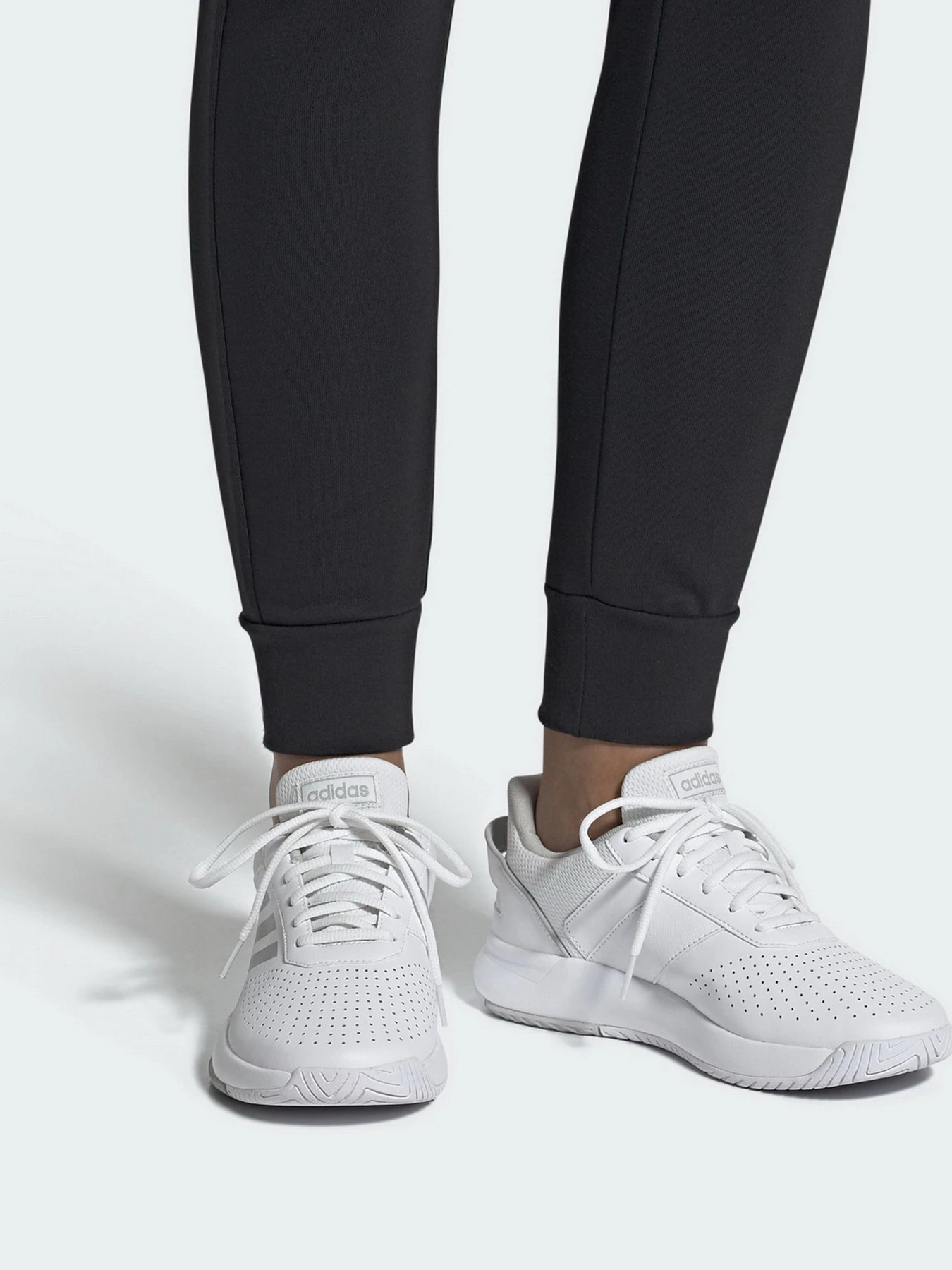 Кросівки Adidas Courtsmash Sportswear модель F36262 Кросівки Adidas Courtsmash Sportswear модель F36262 Фото
