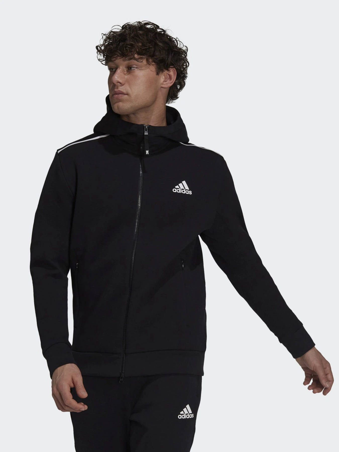 Худи и свитшоты Adidas Sportswear Z.N.E. модель GT9780 Фото