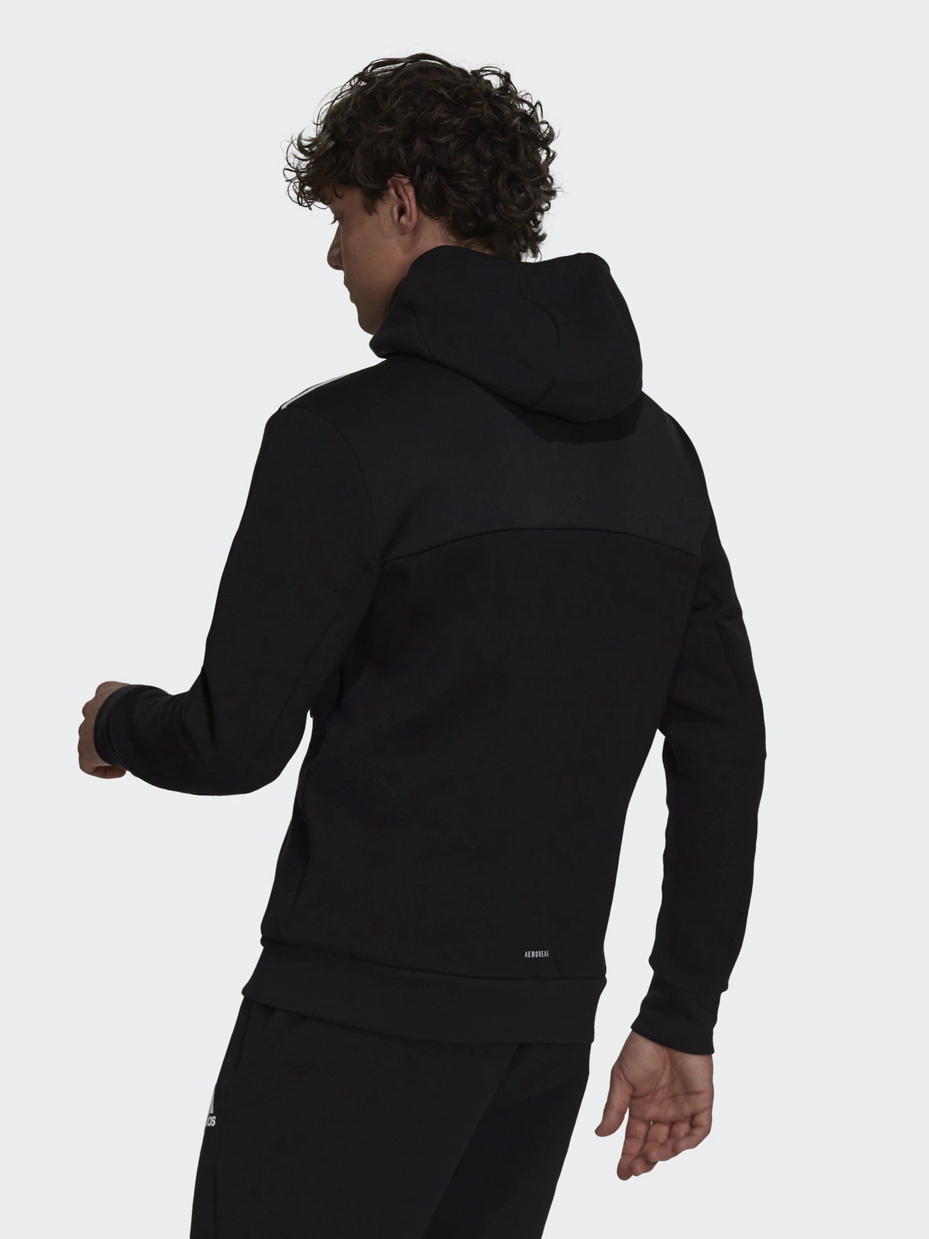 Худи и свитшоты Adidas Sportswear Z.N.E. модель GT9780 Фото