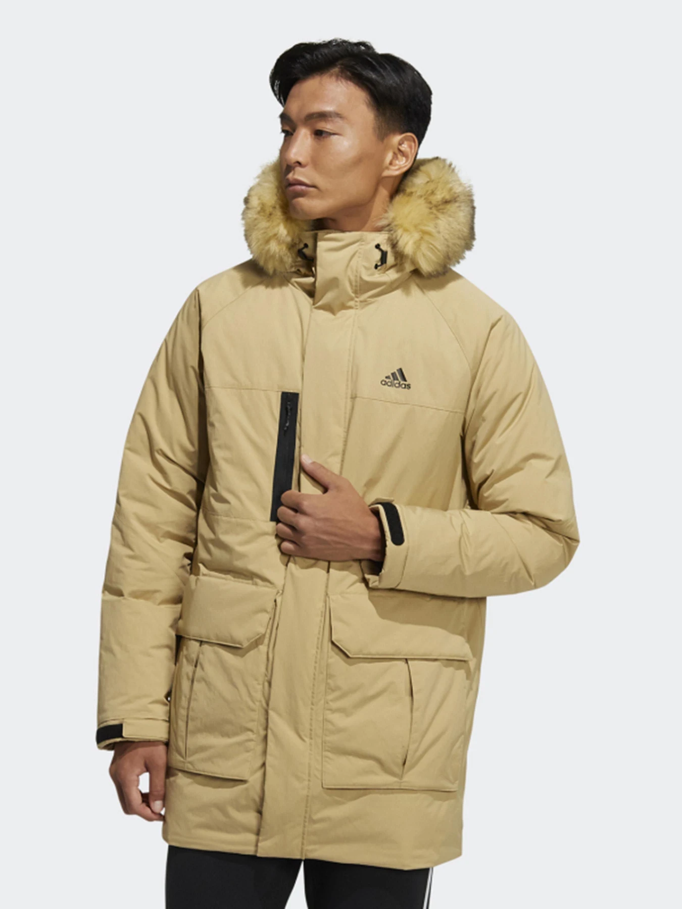 Куртки та дублянки Adidas Down модель H20766 Фото