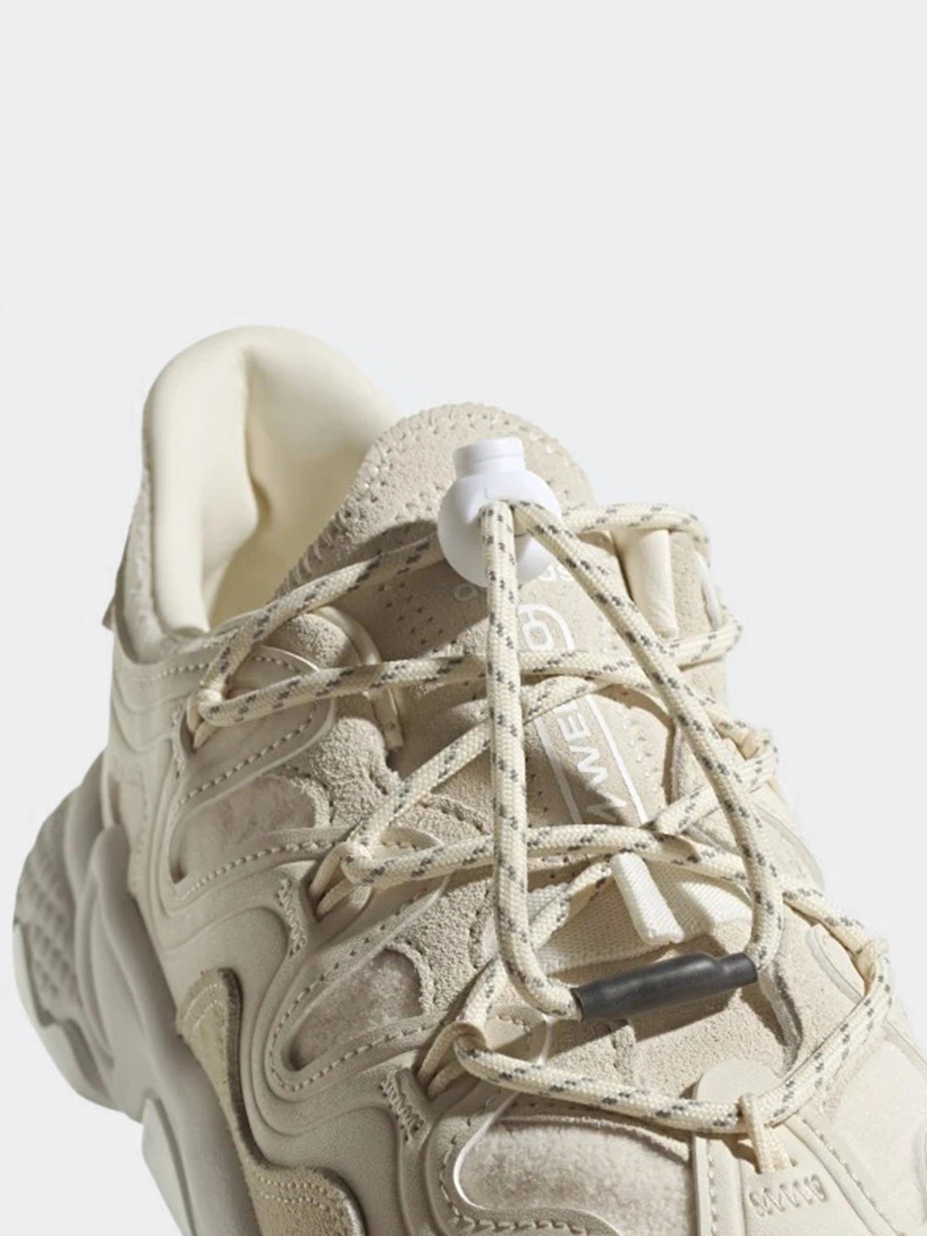 Кроссовки Adidas OZWEEGO PLUS модель H01183 Фото