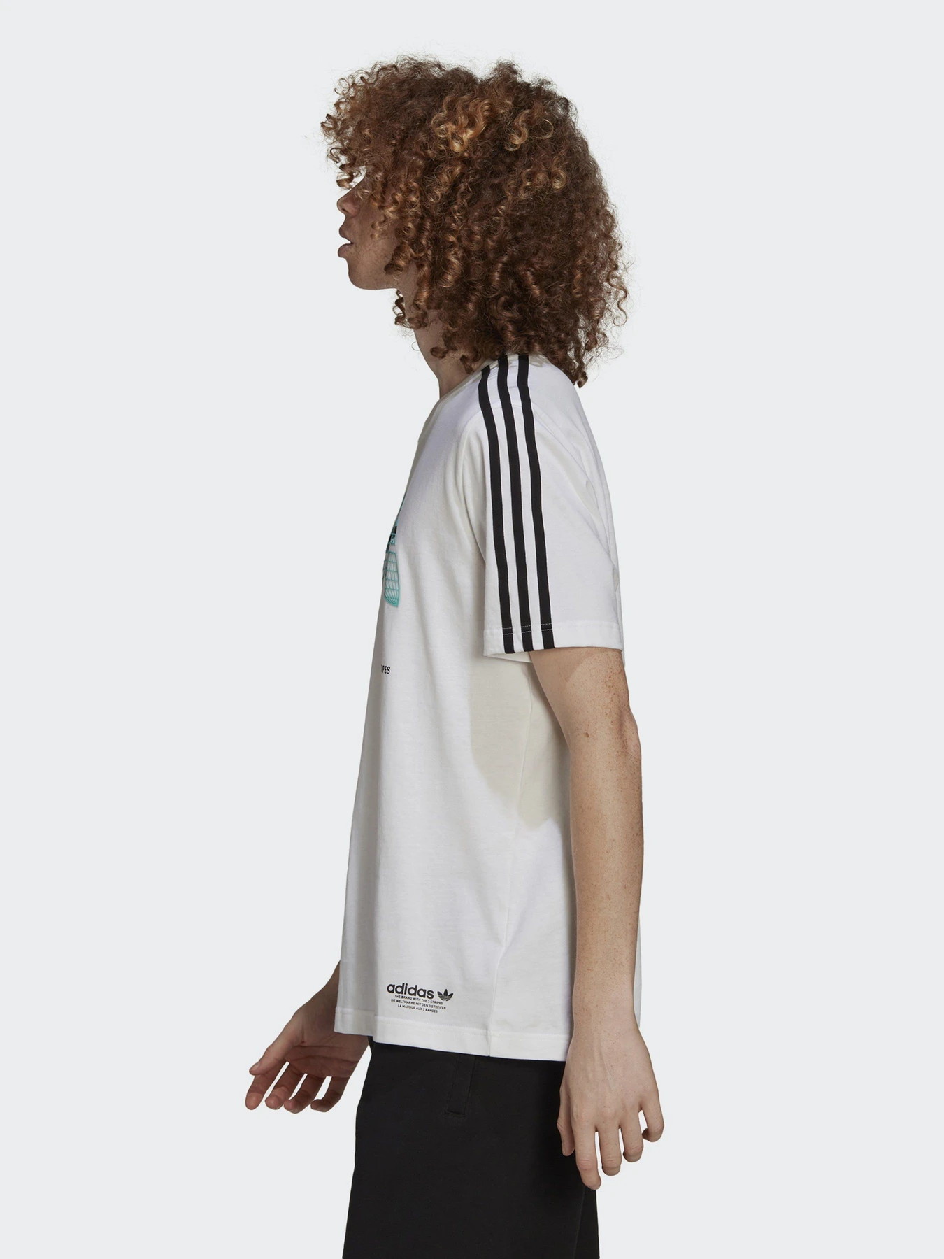 Футболки і поло Adidas Graphics United модель HF4907 Фото