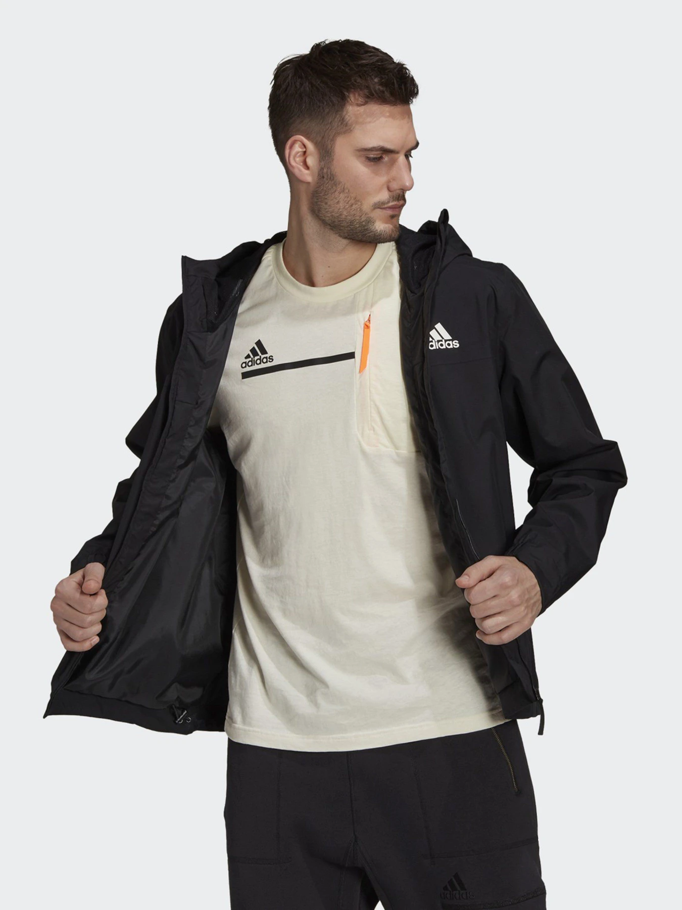 Куртки и дубленки Adidas BSC 3-STRIPES RAIN.RDY модель GM2169 Куртки и дубленки Adidas BSC 3-STRIPES RAIN.RDY модель GM2169 Фото