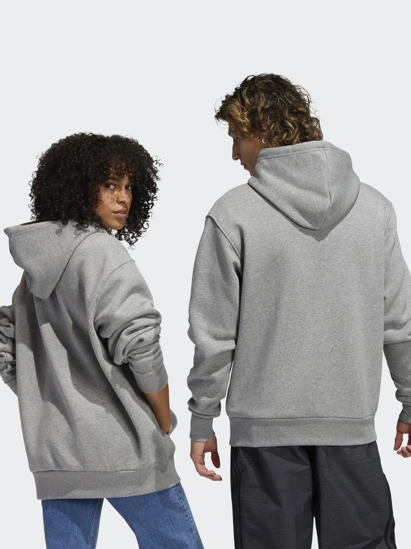 Худи и свитшоты Adidas SHMOOFOIL LOGO модель GR8801 Худи и свитшоты Adidas SHMOOFOIL LOGO модель GR8801 Фото