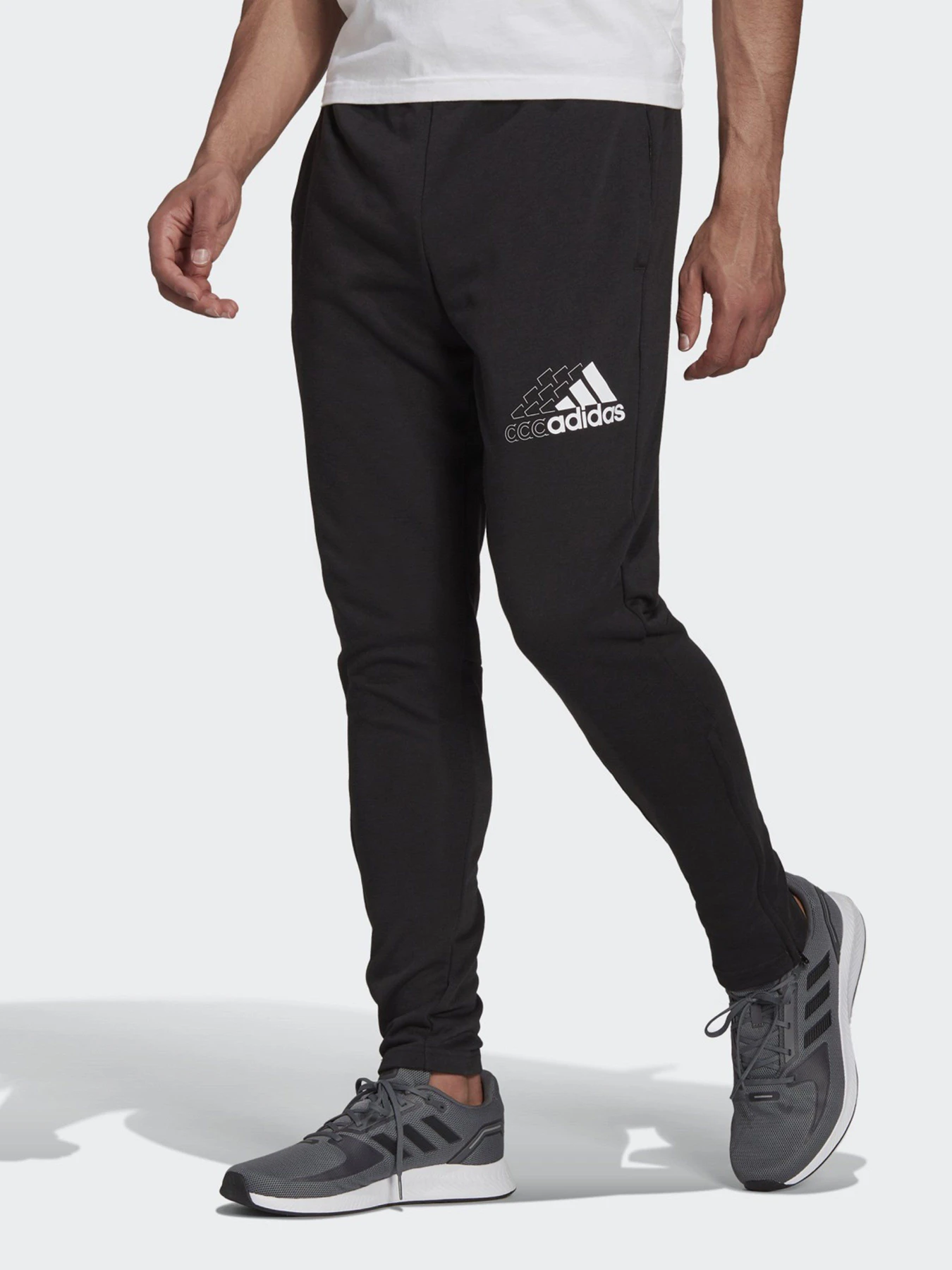 Брюки Adidas Essentials Logo модель GS4875 Брюки Adidas Essentials Logo модель GS4875 Фото