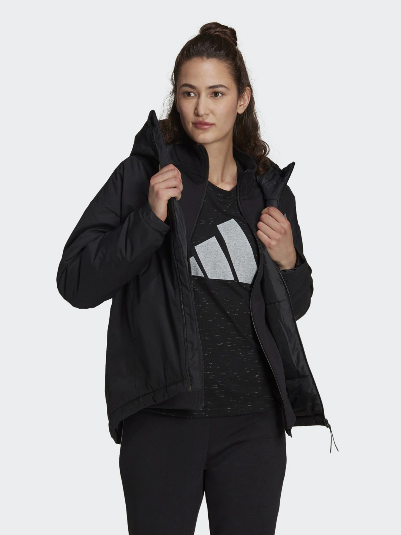 Куртки и дубленки Adidas TRAVEER RAIN.RDY Sportswear модель GT6584 Куртки и дубленки Adidas TRAVEER RAIN.RDY Sportswear модель GT6584 Фото