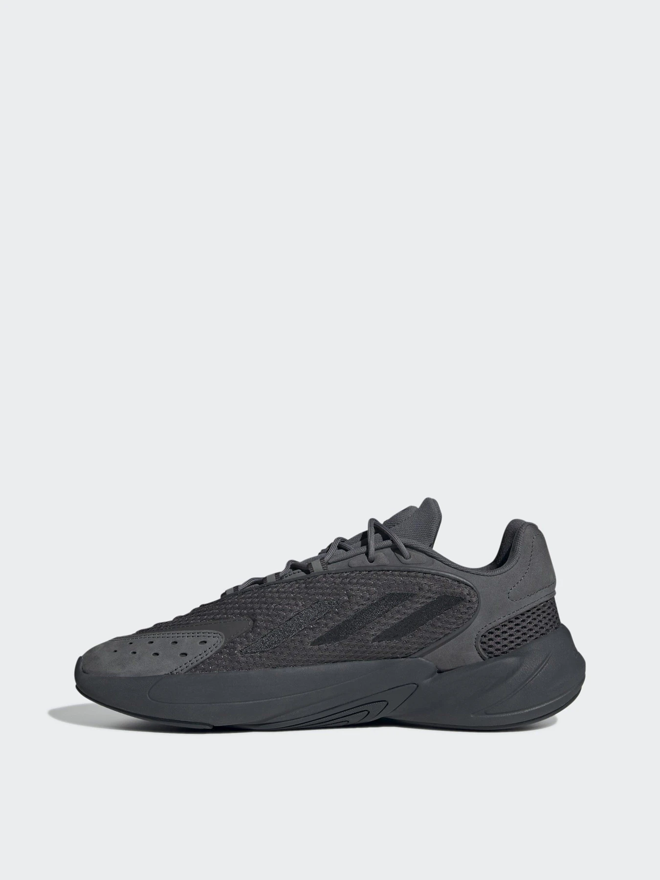 Кроссовки Adidas OZELIA модель GX3254 Кроссовки Adidas OZELIA модель GX3254 Фото