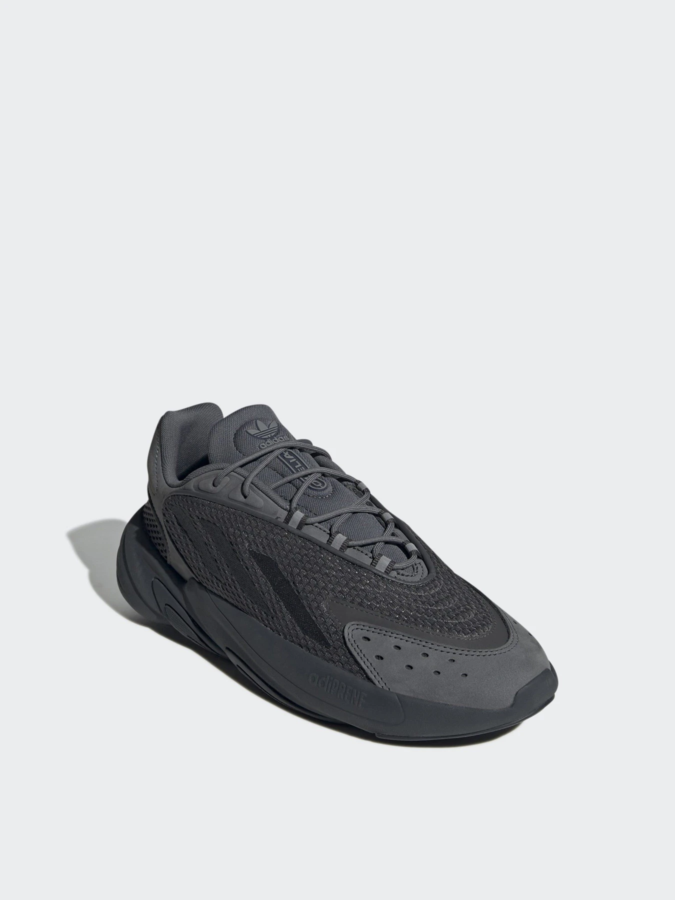 Кроссовки Adidas OZELIA модель GX3254 Кроссовки Adidas OZELIA модель GX3254 Фото