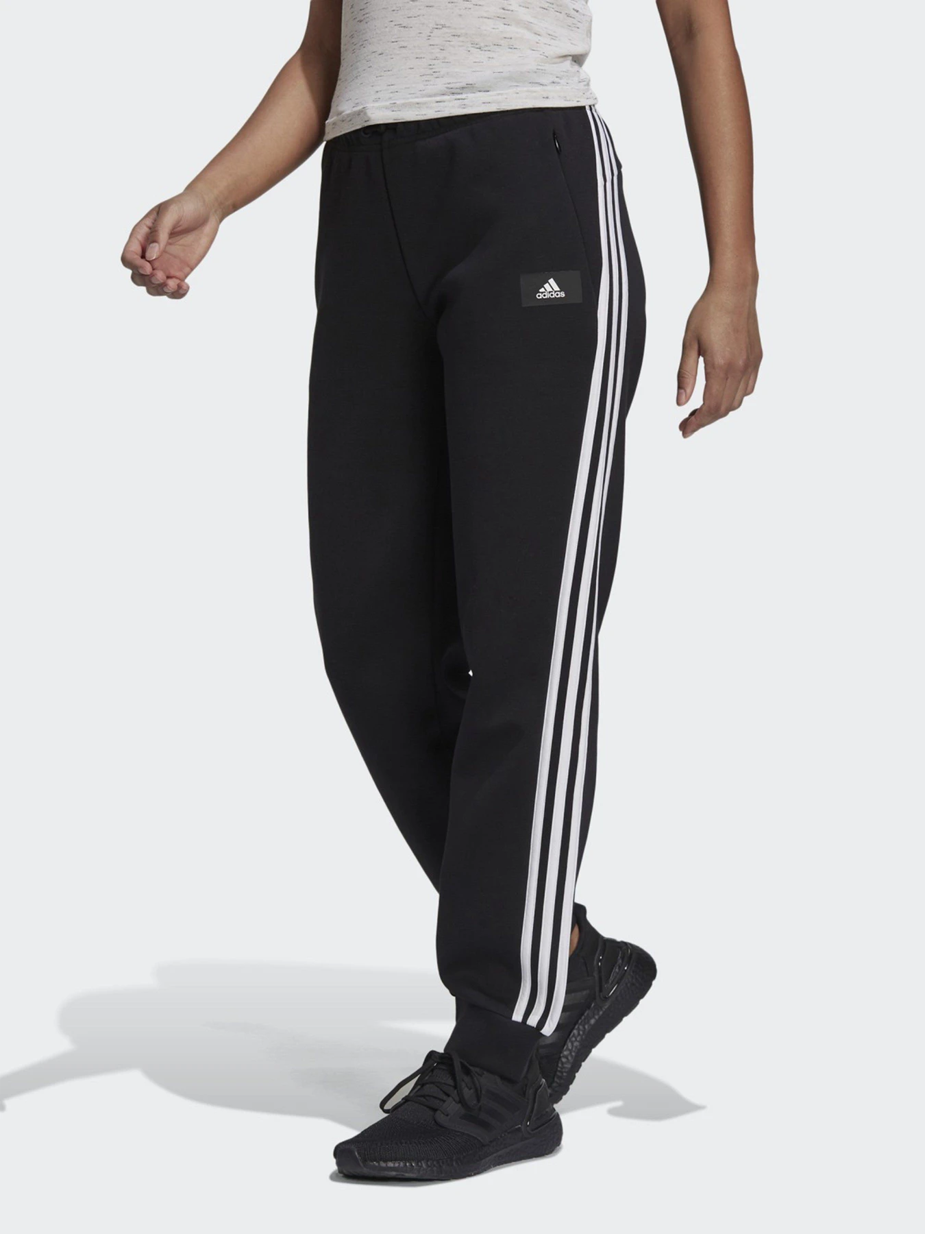 Брюки Adidas Sportswear Future Icons 3-Stripes модель GU9700 Брюки Adidas Sportswear Future Icons 3-Stripes модель GU9700 Фото