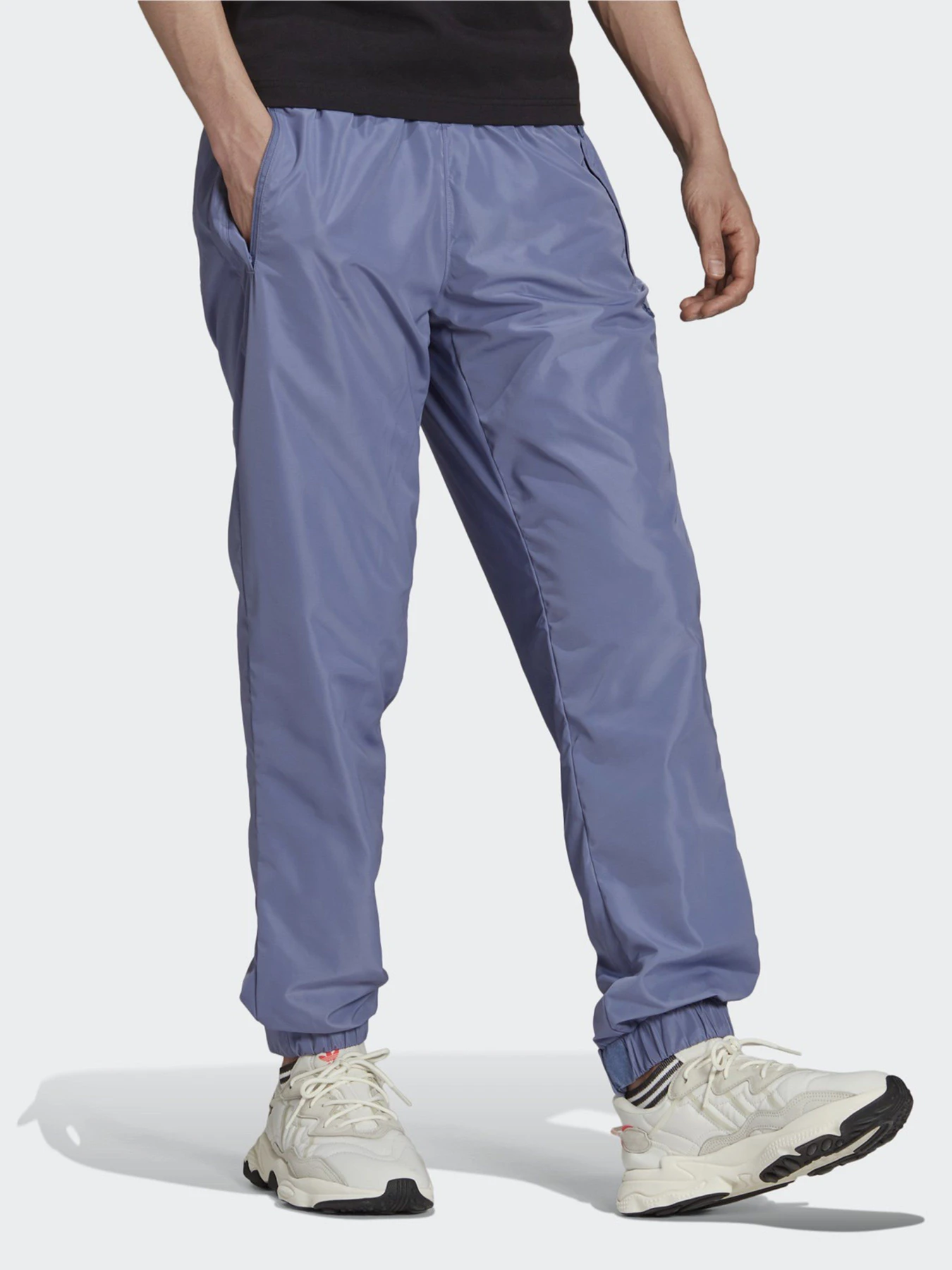 Брюки Adidas Adicolor модель H11362 Брюки Adidas Adicolor модель H11362 Фото