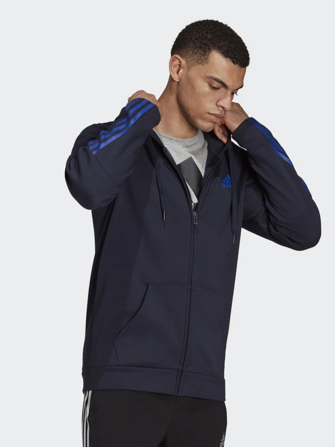 Худи и свитшоты Adidas Essentials 3-Stripes модель H12249 Худи и свитшоты Adidas Essentials 3-Stripes модель H12249 Фото