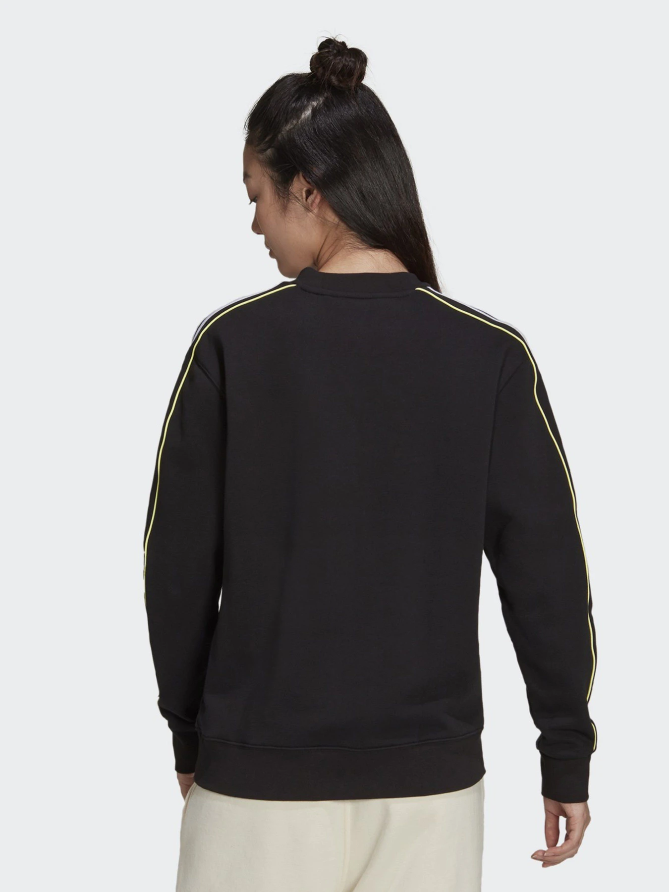 Худі та світшоти Adidas PIPING модель H15826 Худі та світшоти Adidas PIPING модель H15826 Фото