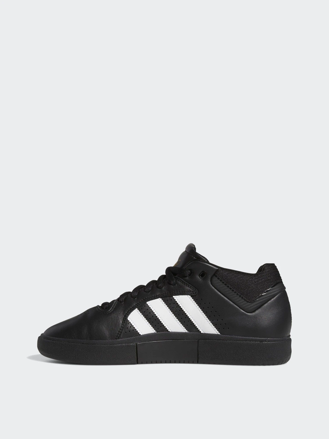 Кеди Adidas TYSHAWN модель H04930 Фото