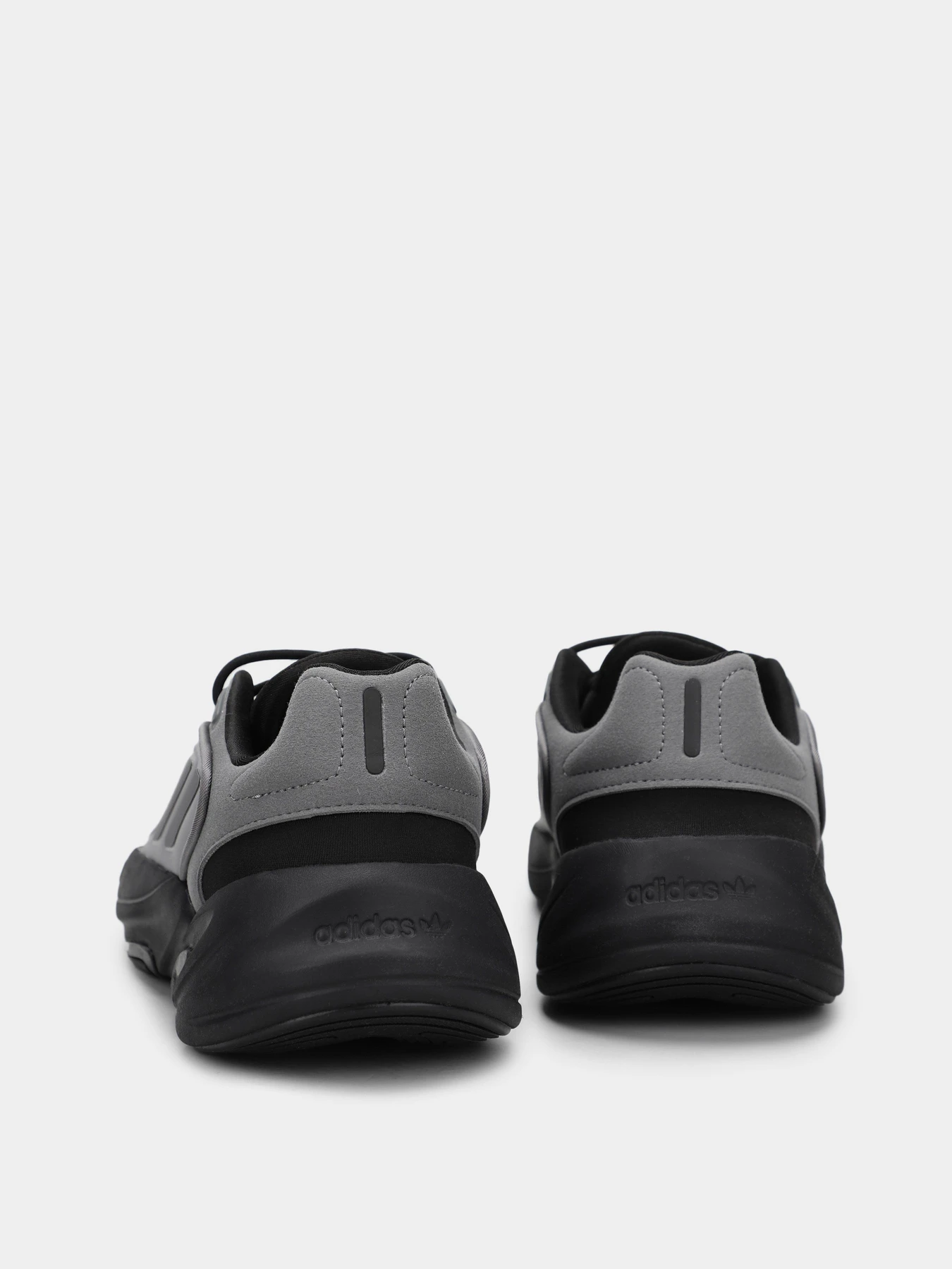 Кроссовки Adidas Ozelia модель H04253 Фото