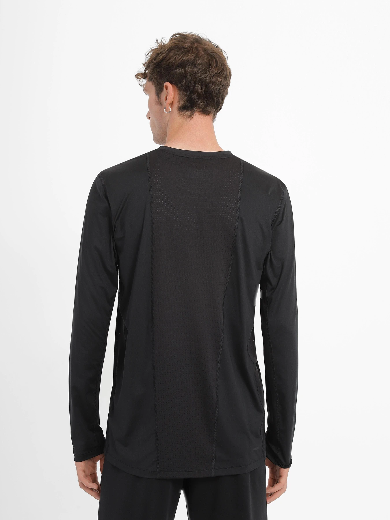 Худи и свитшоты Adidas TECHFIT 3-STRIPES модель GL0459 Фото