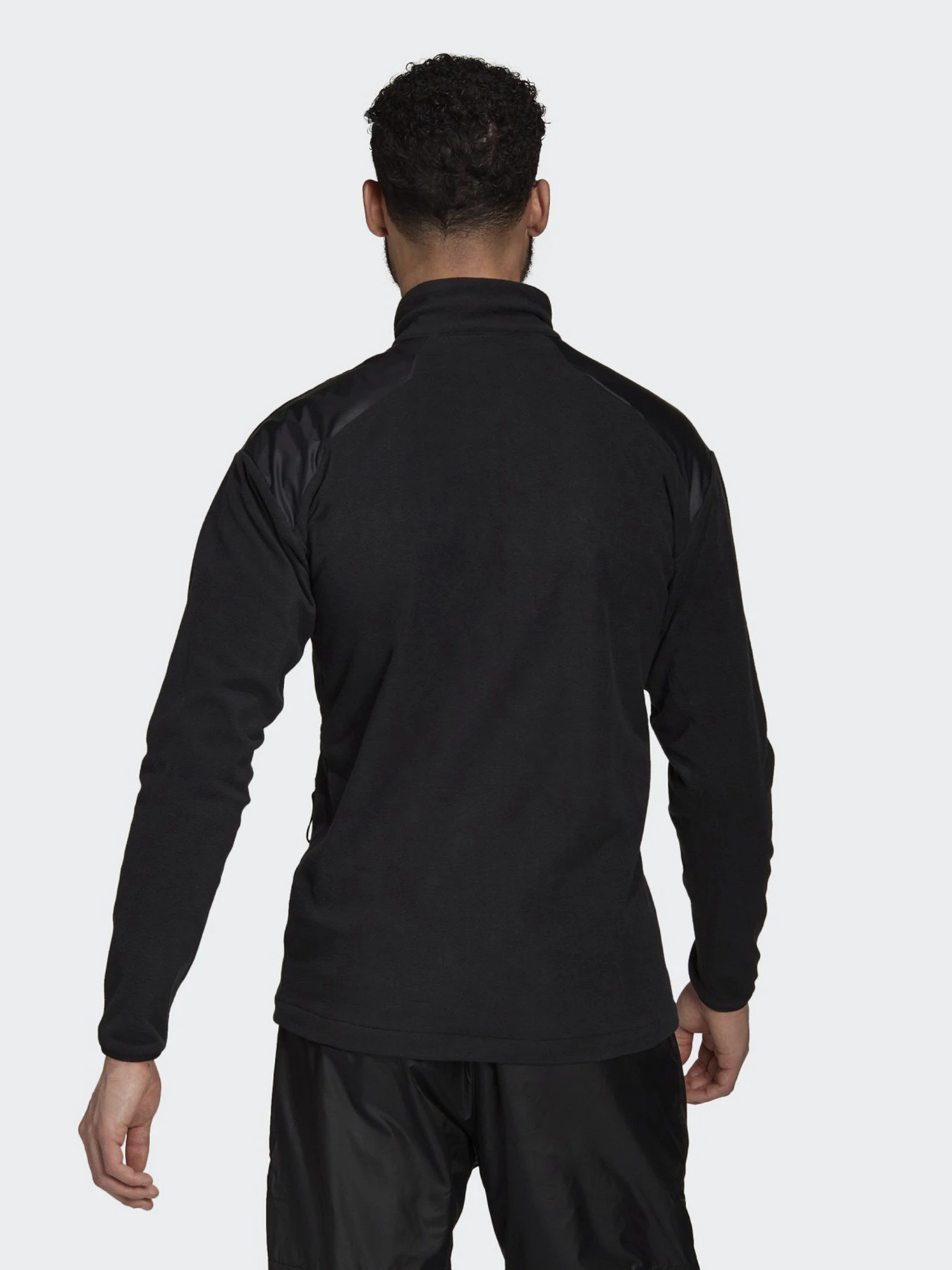 Куртки и дубленки Adidas MULTI PRIMEGREEN модель GQ2909 Куртки и дубленки Adidas MULTI PRIMEGREEN модель GQ2909 Фото