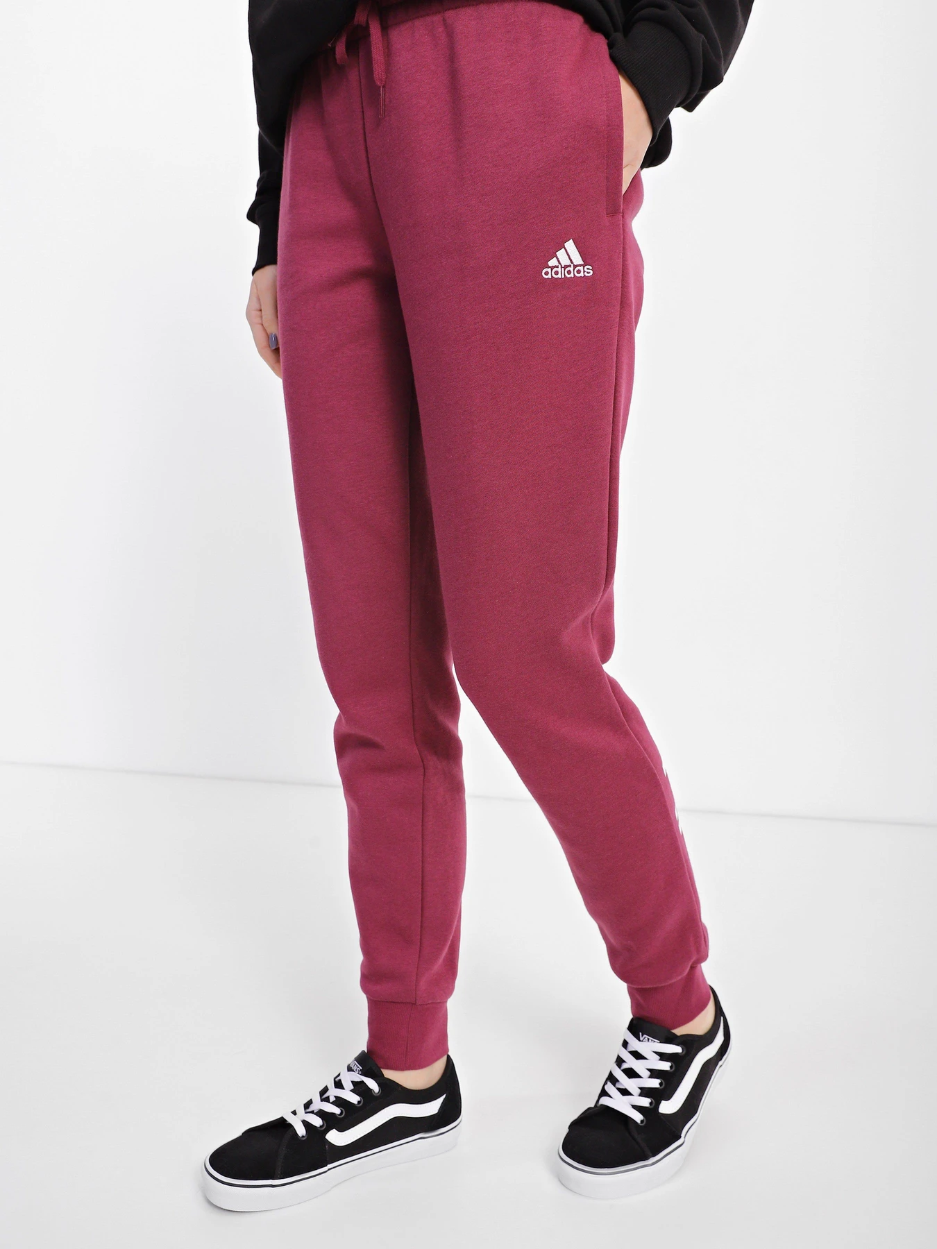 Брюки Adidas Essentials модель H07865 Брюки Adidas Essentials модель H07865 Фото