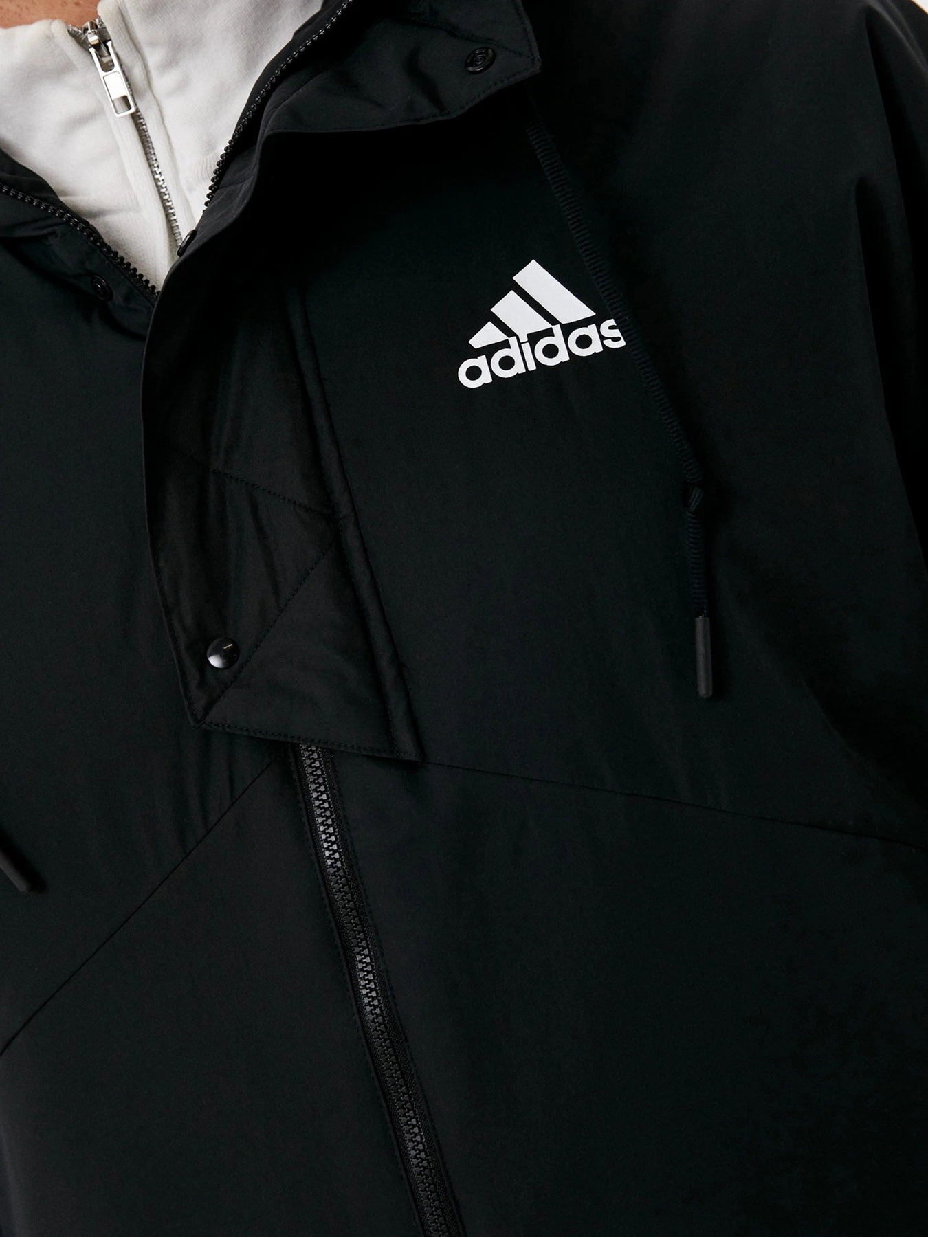 Куртки и дубленки Adidas BACK TO SPORT модель H50969 Куртки и дубленки Adidas BACK TO SPORT модель H50969 Фото