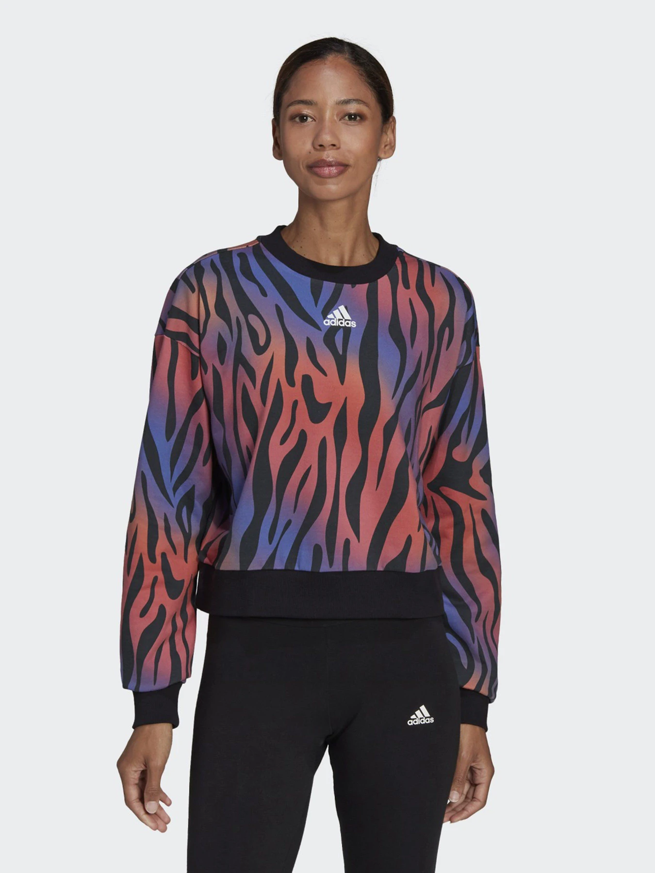 Худи и свитшоты Adidas TIGER Sportswear модель HF4631 Худи и свитшоты Adidas TIGER Sportswear модель HF4631 Фото