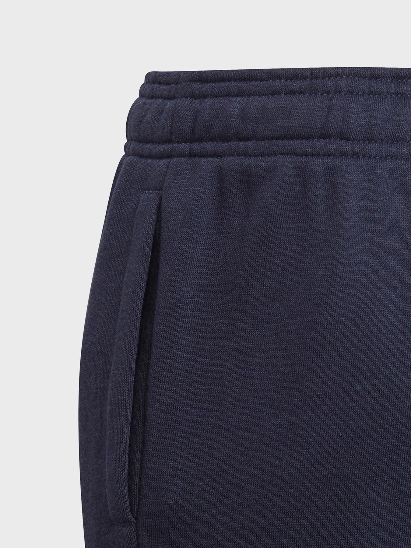 Брюки Adidas ESSENTIALS Performance модель GN4036 Брюки Adidas ESSENTIALS Performance модель GN4036 Фото