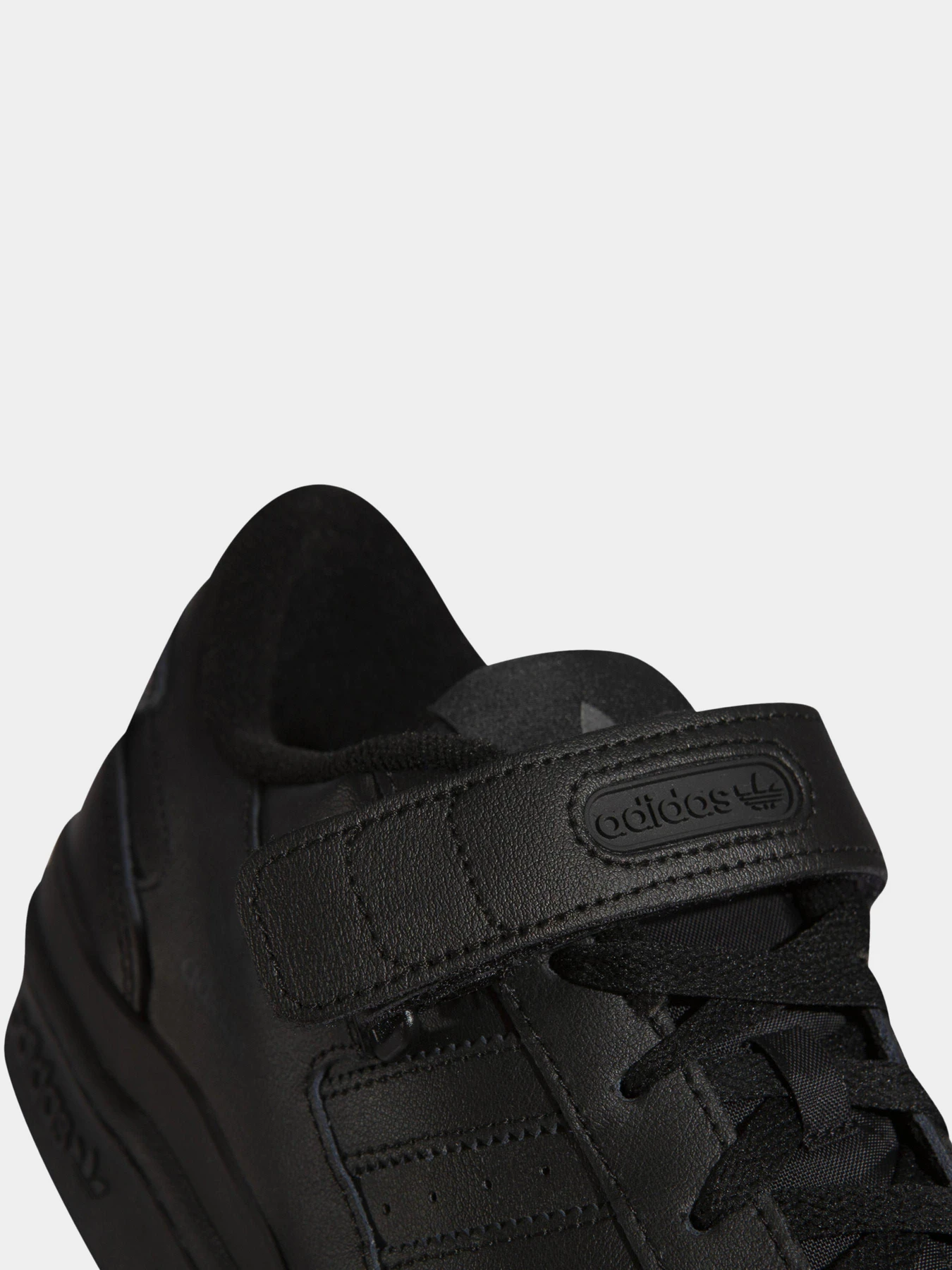 Кеди Adidas Forum Low модель GV9766 Фото