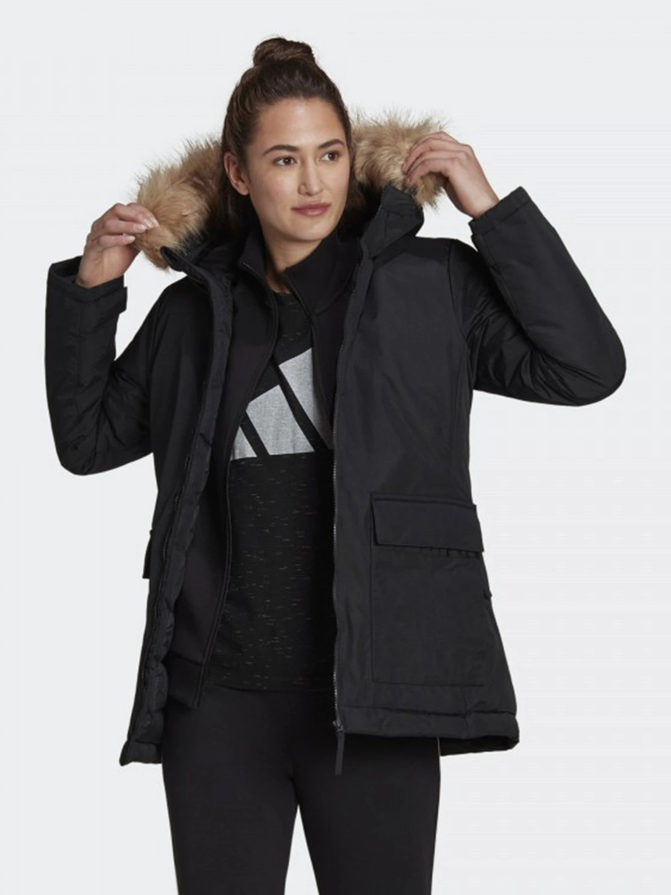 Куртки и дубленки Adidas Utilitas модель GT1707 Куртки и дубленки Adidas Utilitas модель GT1707 Фото