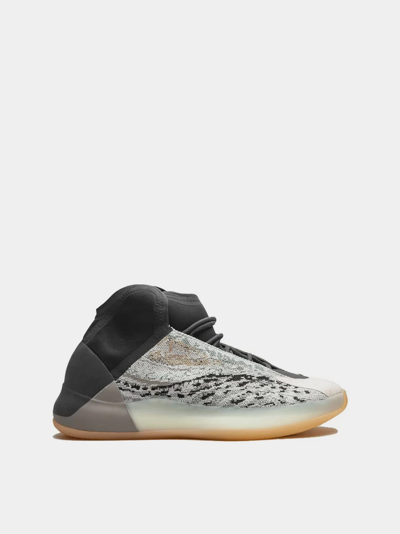 Кроссовки Adidas YEEZY QUANTUM модель CN2823 Кроссовки Adidas YEEZY QUANTUM модель CN2823 Фото
