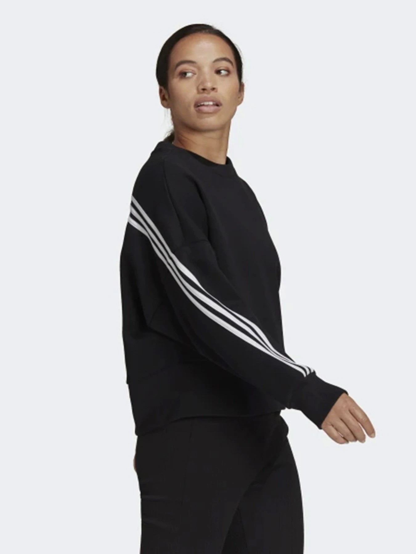 Худи и свитшоты Adidas Sportswear Future Icons 3-Stripes модель H67036 Худи и свитшоты Adidas Sportswear Future Icons 3-Stripes модель H67036 Фото