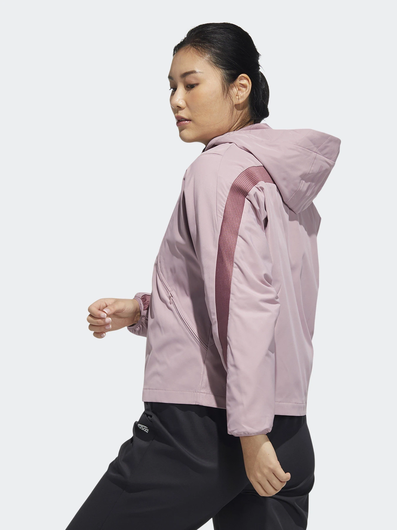 Куртки та дублянки Adidas MET Woven модель HF0046 Фото