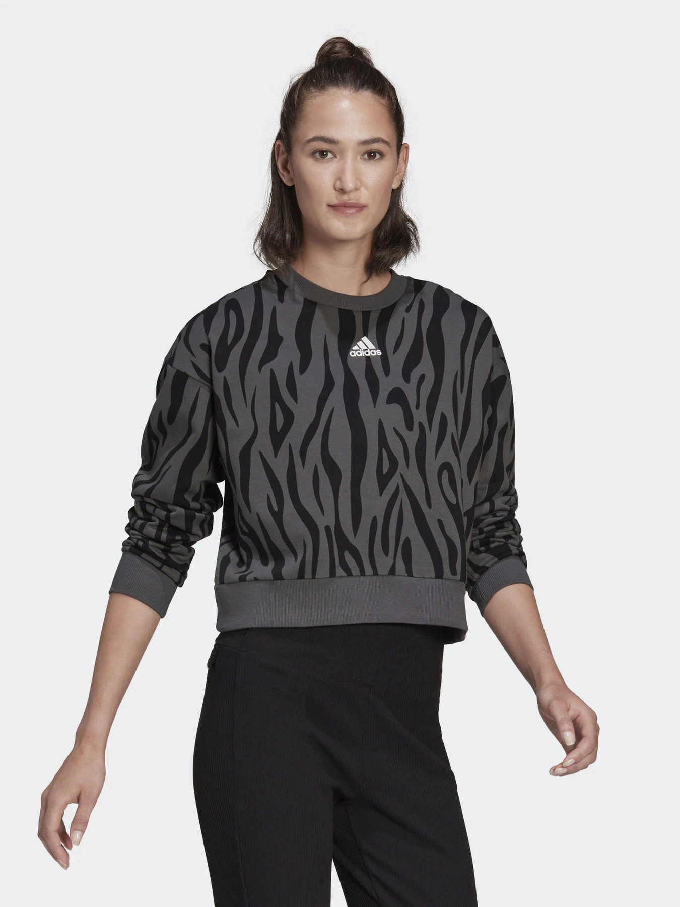 Худи и свитшоты Adidas TIGER Sportswear модель HF4630 Худи и свитшоты Adidas TIGER Sportswear модель HF4630 Фото