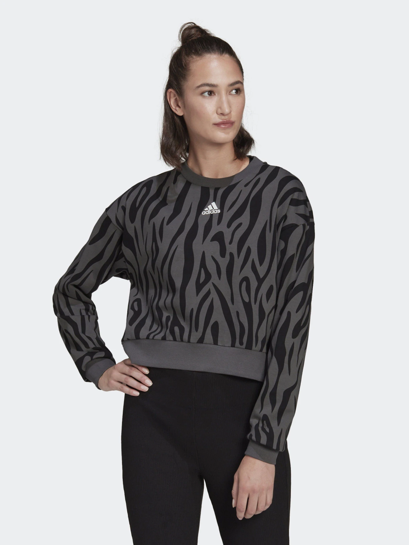 Худи и свитшоты Adidas TIGER Sportswear модель HF4630 Худи и свитшоты Adidas TIGER Sportswear модель HF4630 Фото