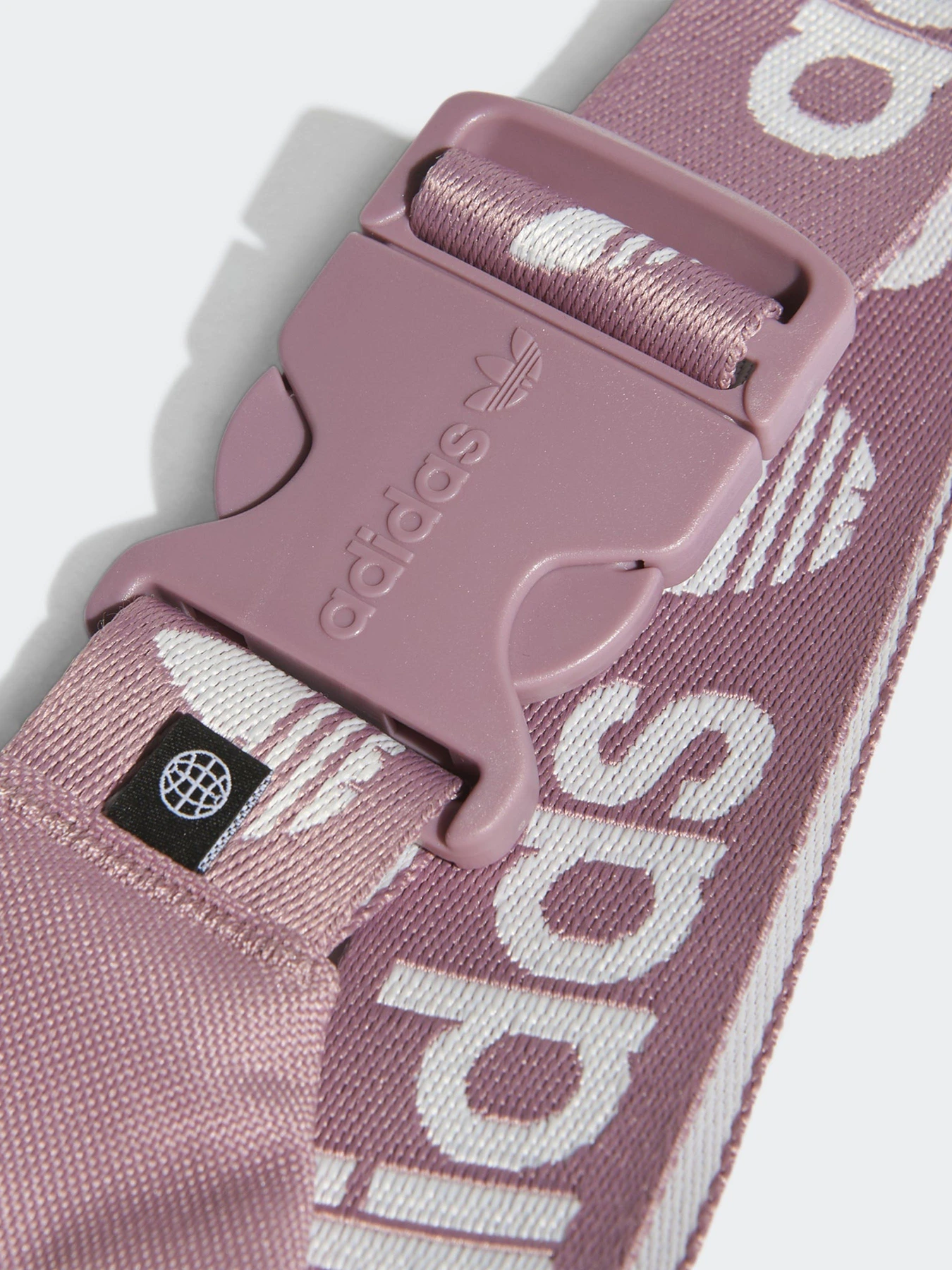 Сумки Adidas ADICOLOR модель HD7169 Сумки Adidas ADICOLOR модель HD7169 Фото