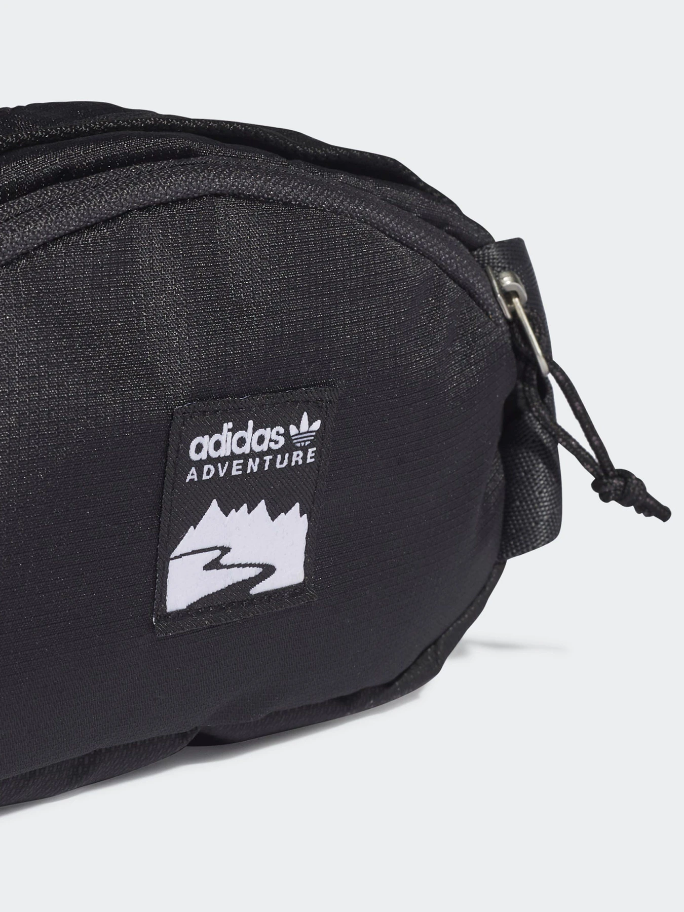 Сумки Adidas Adventure модель HE9720 Сумки Adidas Adventure модель HE9720 Фото