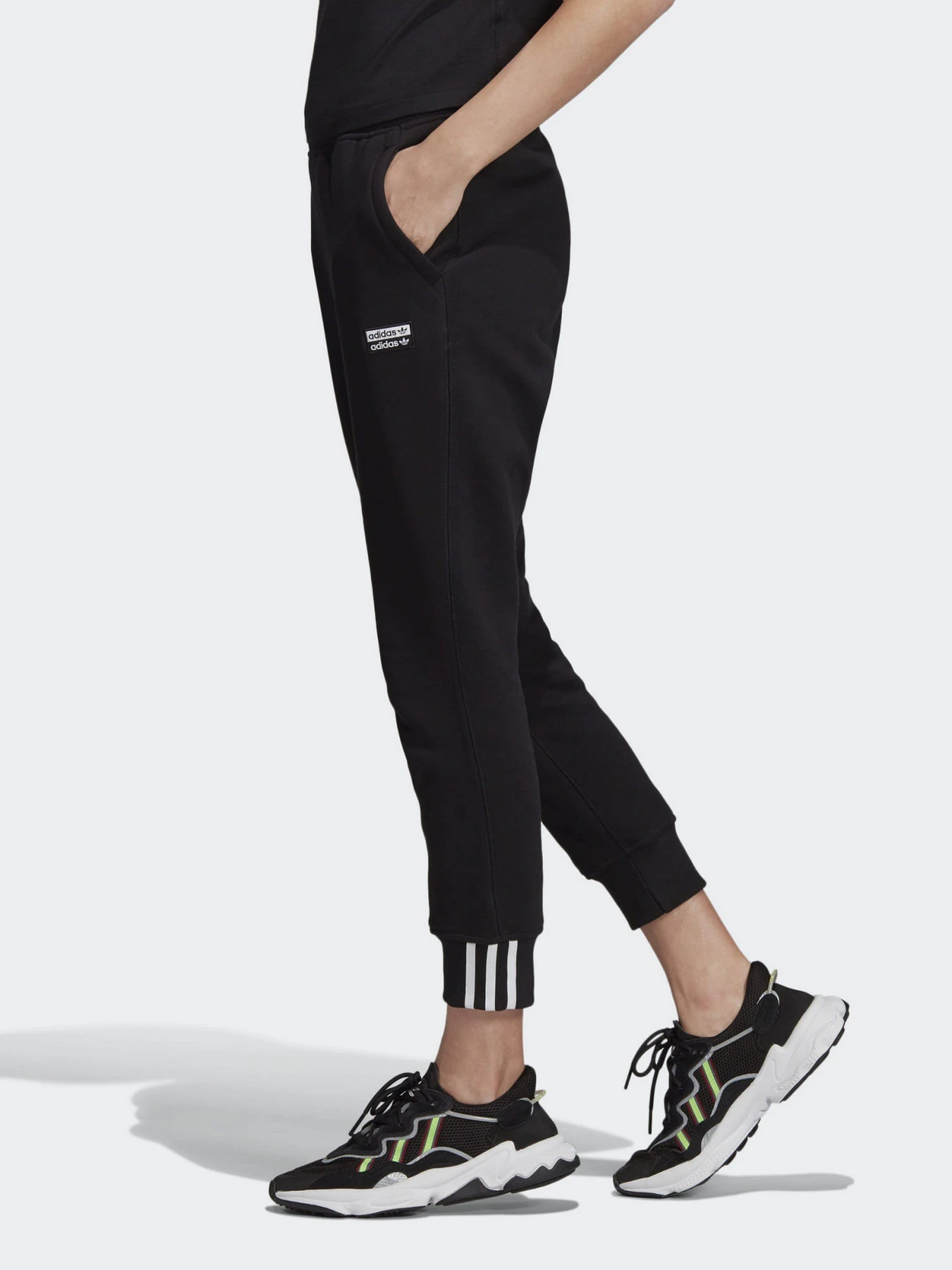 Брюки Adidas Originals модель ED5851 Брюки Adidas Originals модель ED5851 Фото