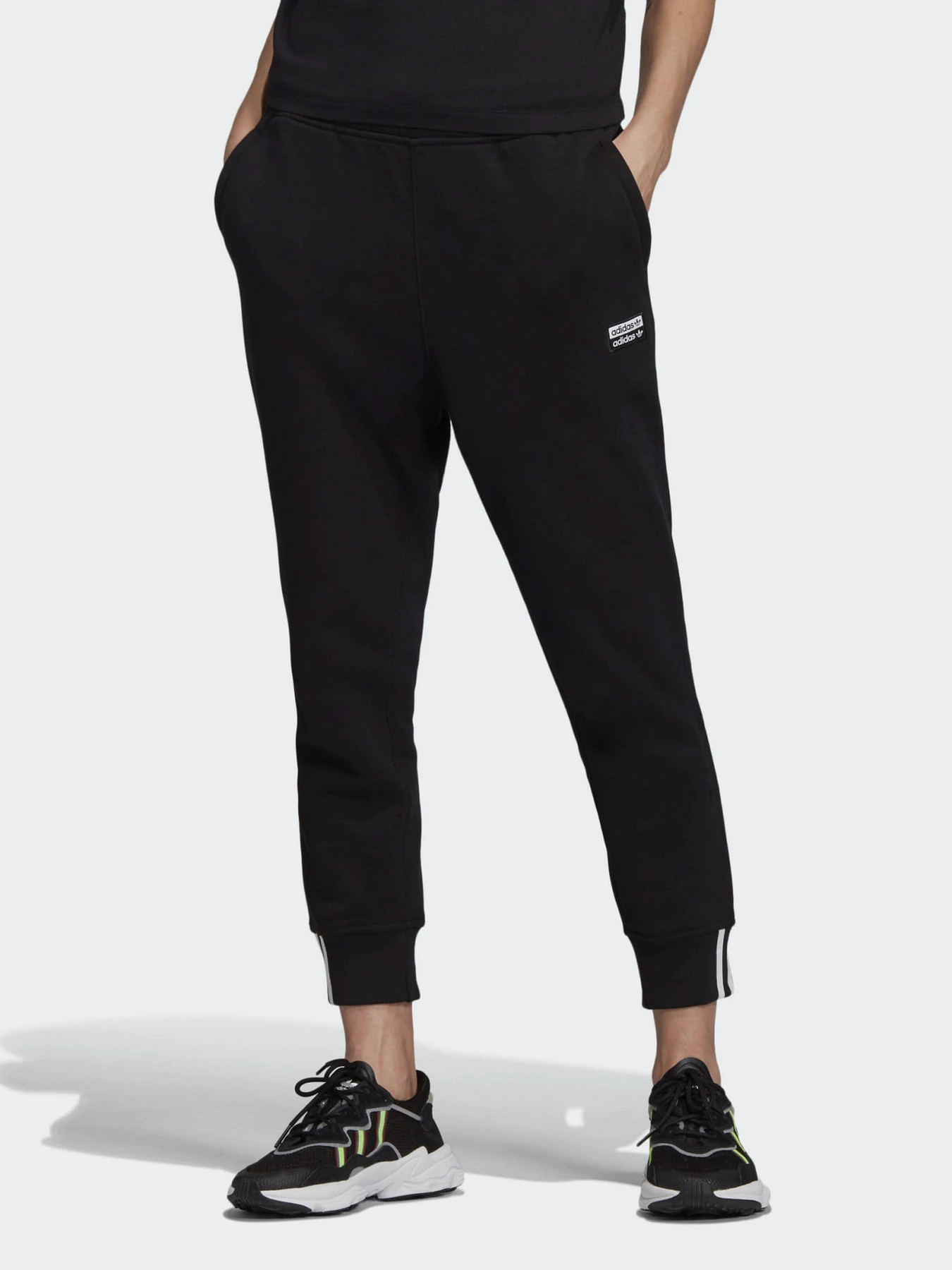 Брюки Adidas Originals модель ED5851 Брюки Adidas Originals модель ED5851 Фото