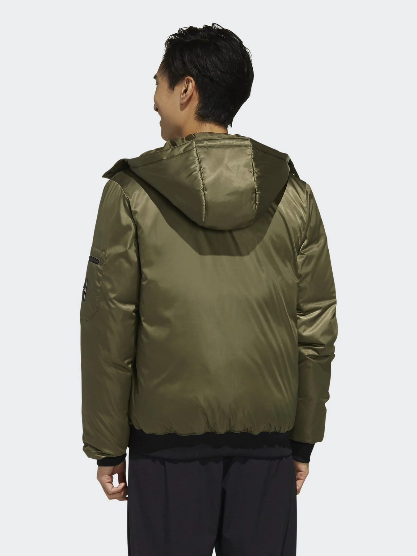 Куртки и дубленки Adidas DWN BMB модель EI4437 Куртки и дубленки Adidas DWN BMB модель EI4437 Фото