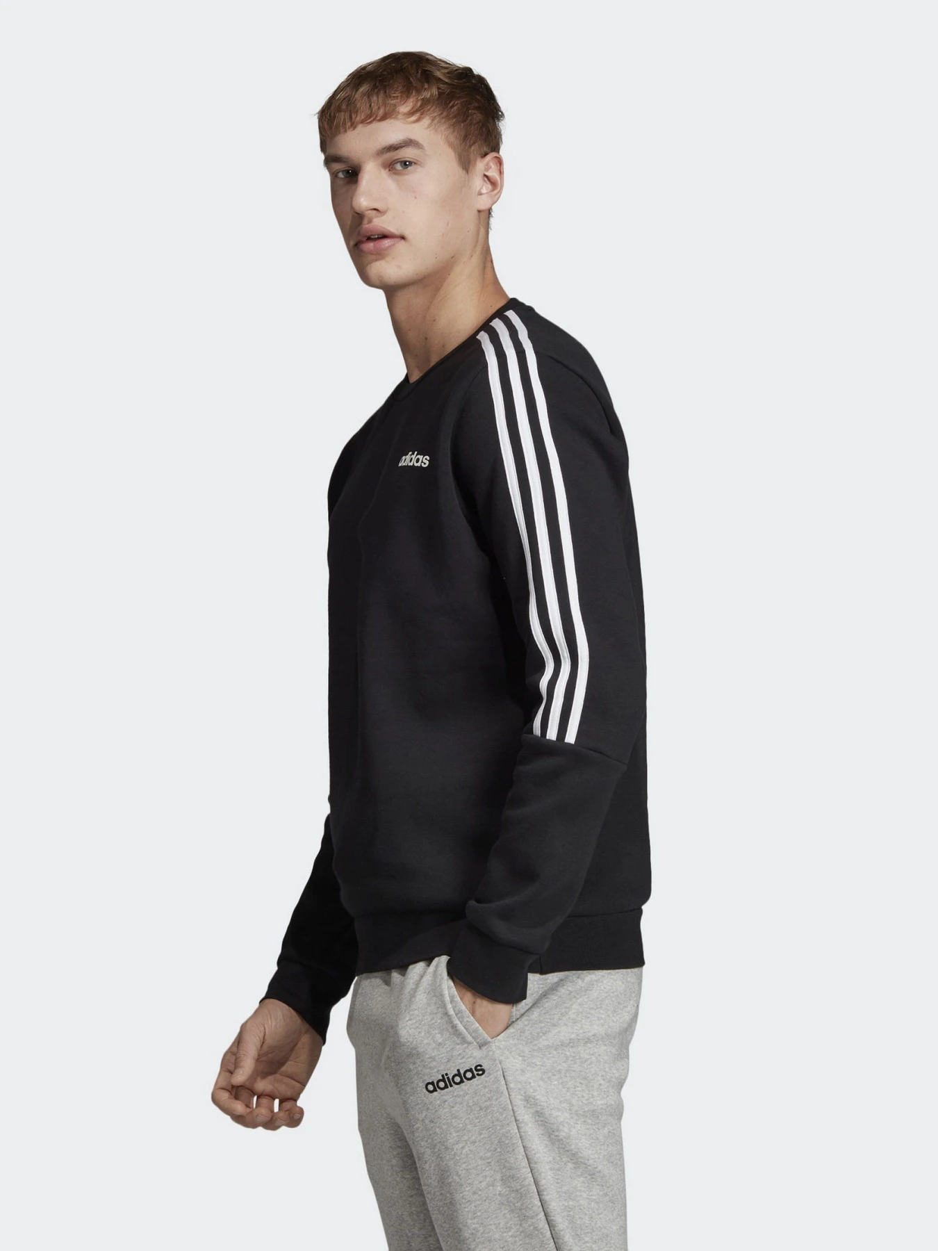 Худі та світшоти Adidas 3-STRIPES модель EI8994 Худі та світшоти Adidas 3-STRIPES модель EI8994 Фото