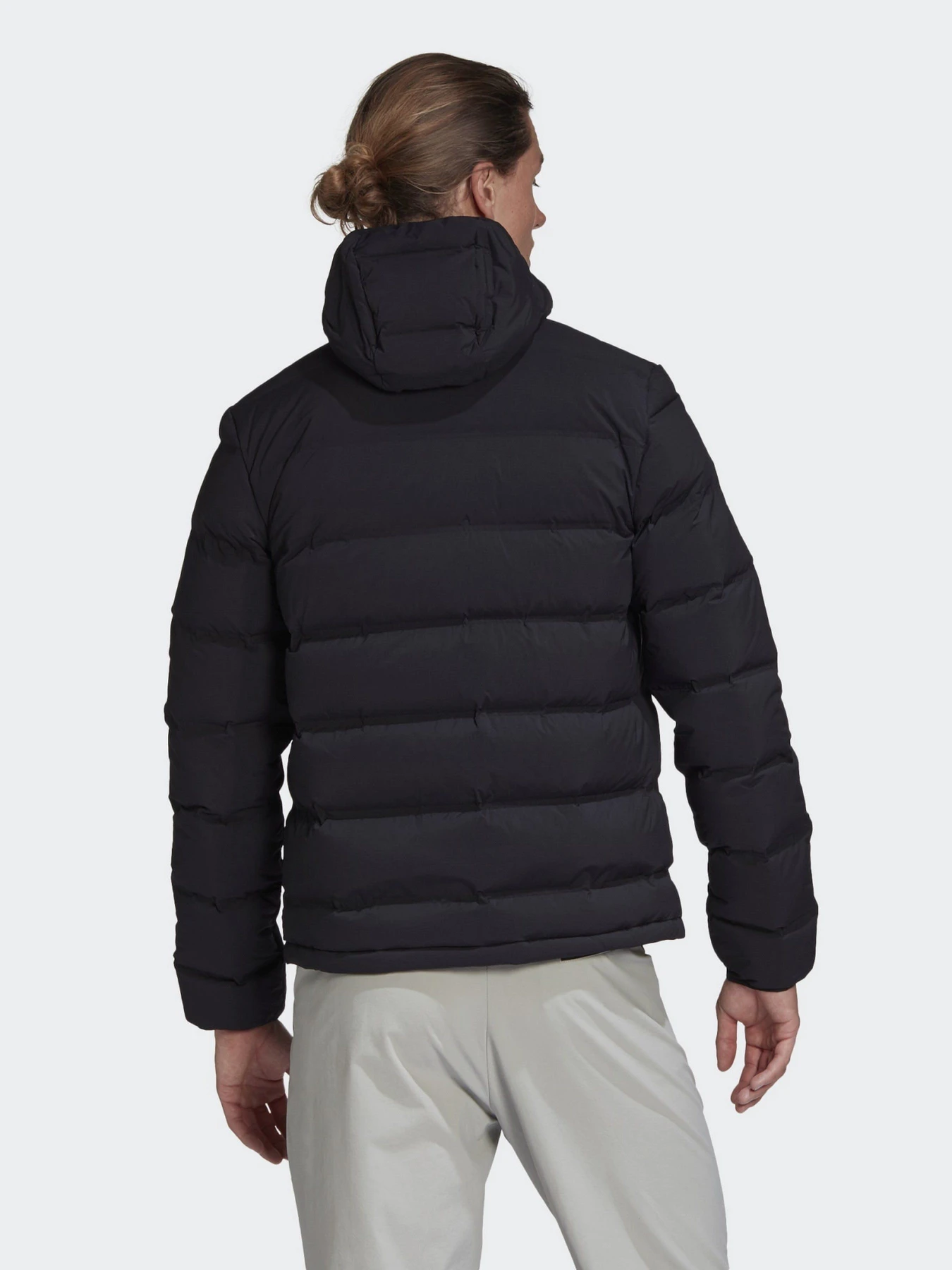 Куртки и дубленки Adidas HELIONIC модель FT2521 Фото