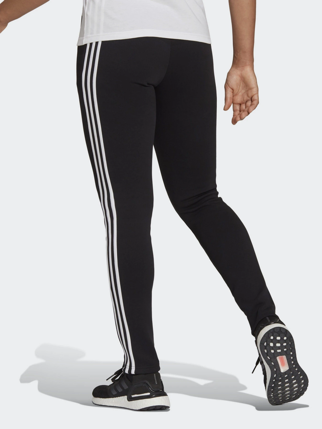 Брюки Adidas Sportswear Future Icons 3-Streifen модель H57301 Брюки Adidas Sportswear Future Icons 3-Streifen модель H57301 Фото