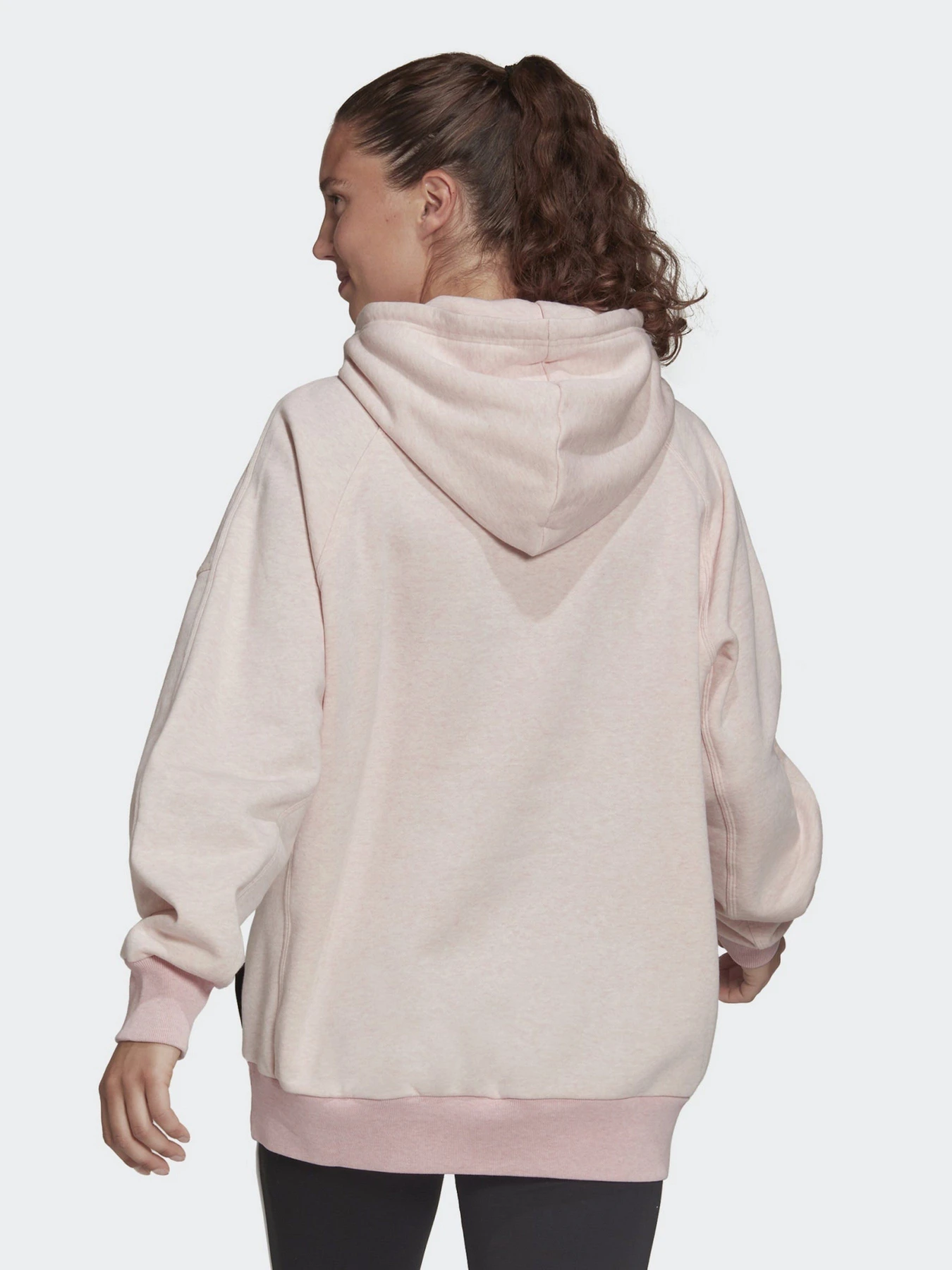 Худи и свитшоты Adidas Sportswear Studio Lounge Fleece модель HA5365 Худи и свитшоты Adidas Sportswear Studio Lounge Fleece модель HA5365 Фото