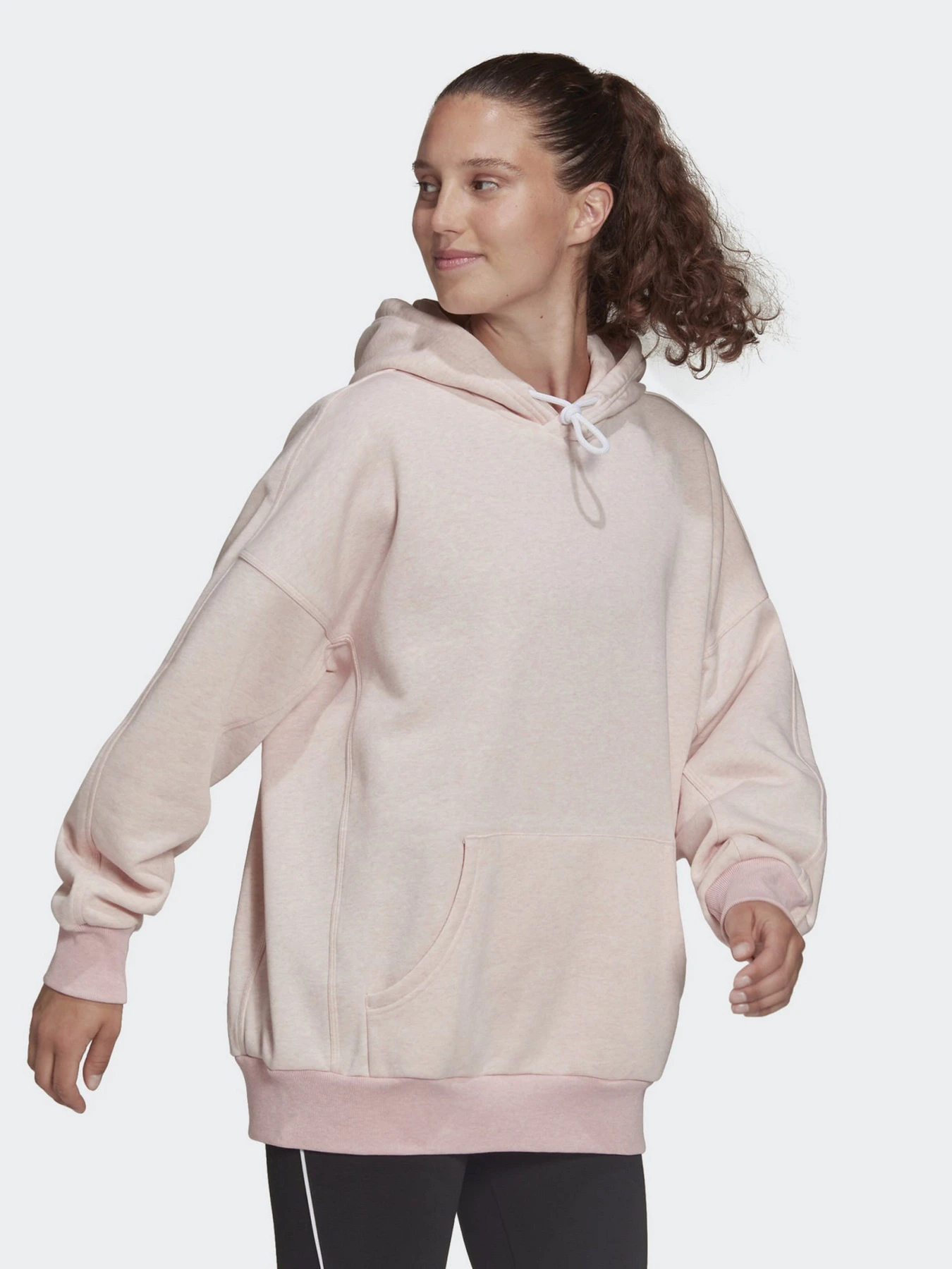Худи и свитшоты Adidas Sportswear Studio Lounge Fleece модель HA5365 Худи и свитшоты Adidas Sportswear Studio Lounge Fleece модель HA5365 Фото