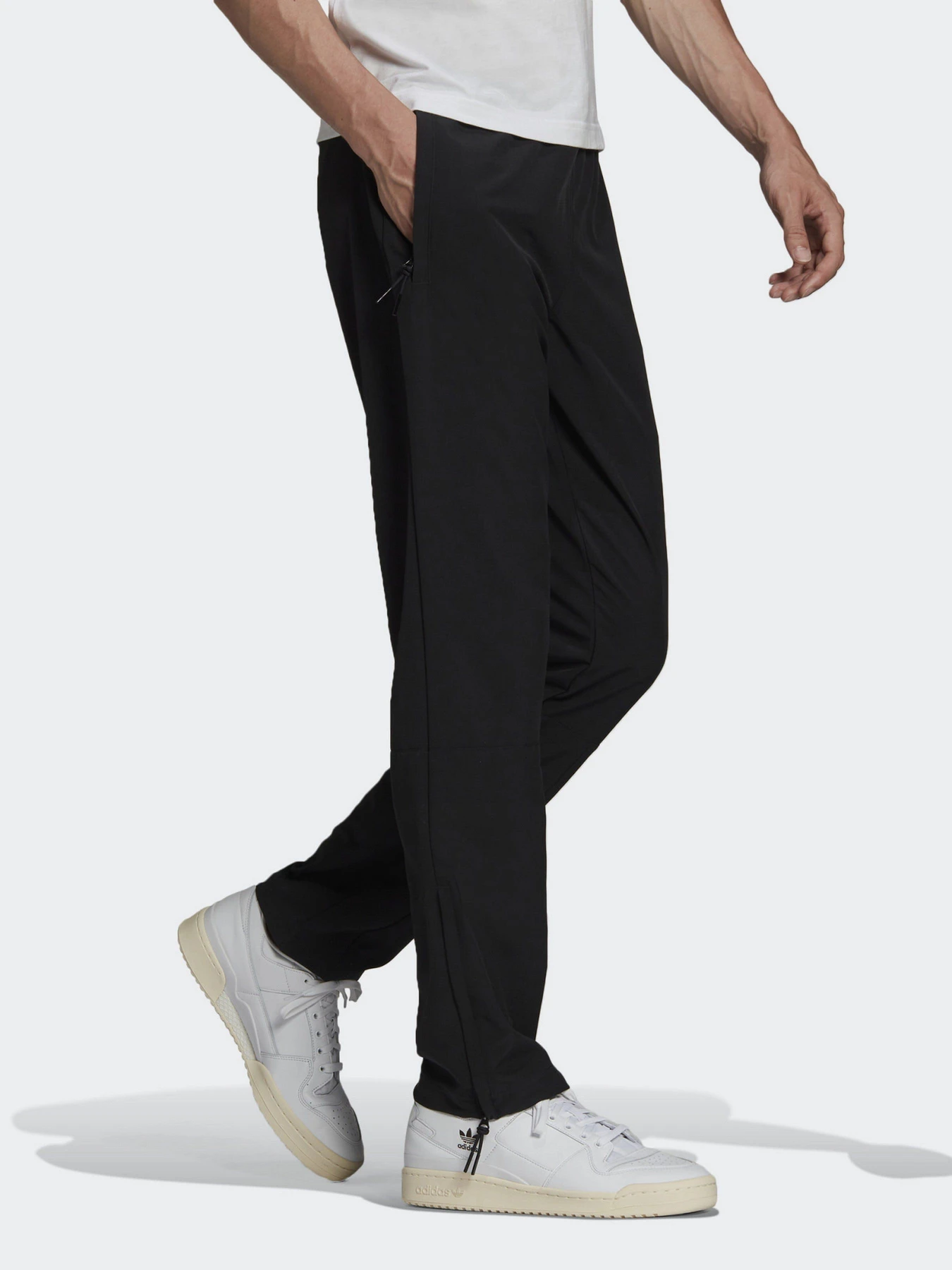 Штани Adidas ADICOLOR TREFOIL TEC LUXE модель HC4543 Фото
